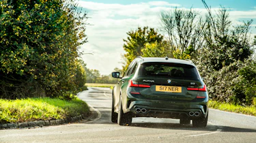 Alpina B3 Touring – rear cornering