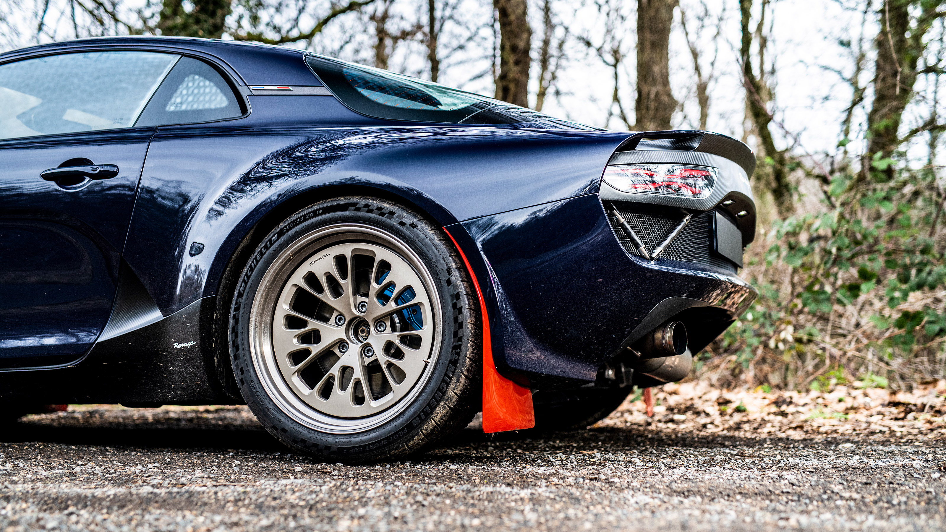 Alpine Ravage A110