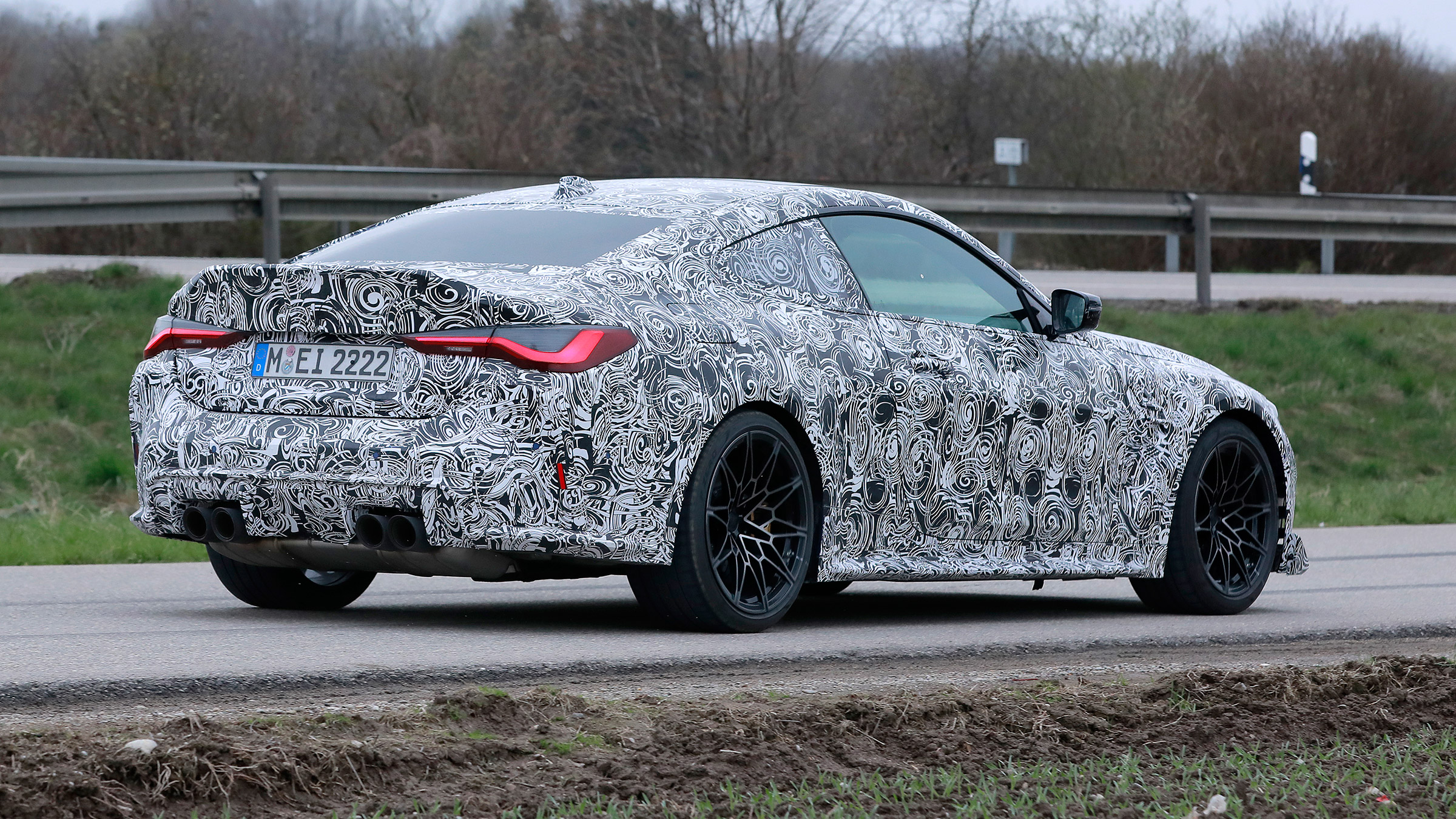 BMW M4 CS prototype 2021 - rear