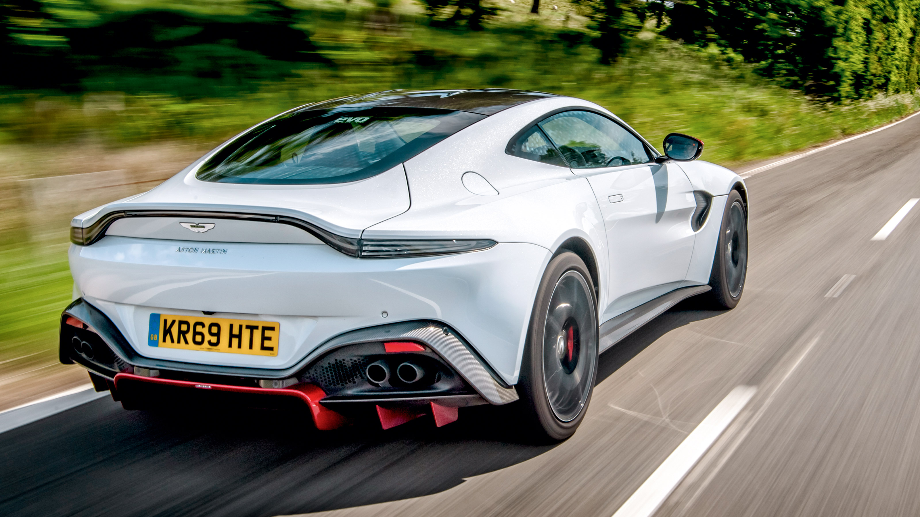 Aston Martin Vantage
