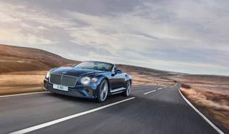 Bentley Continental GT Convertible Speed – front tracking