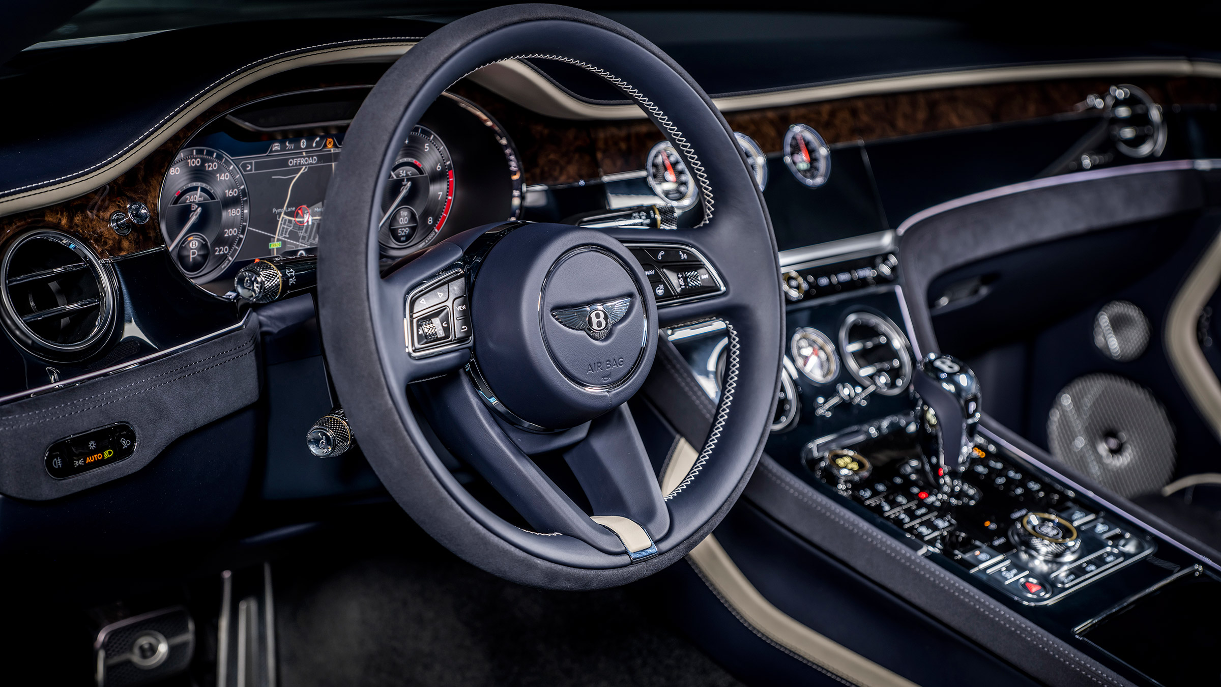 Bentley Continental GT Convertible Speed – cabin