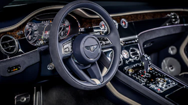 Bentley Continental GT Convertible Speed – cabin