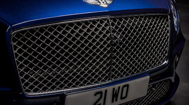 Bentley Continental GT Convertible Speed – grille