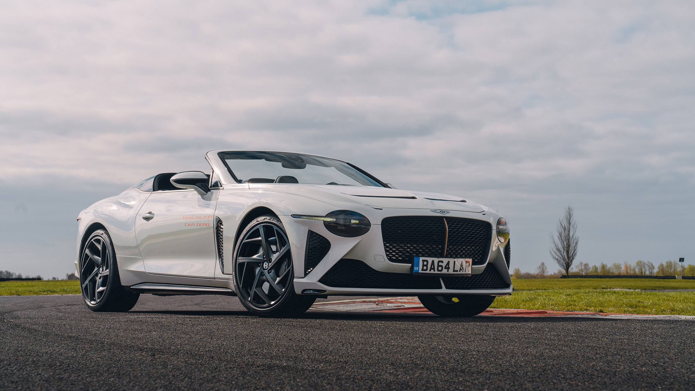 Bentley Bacalar dev - front quarter static