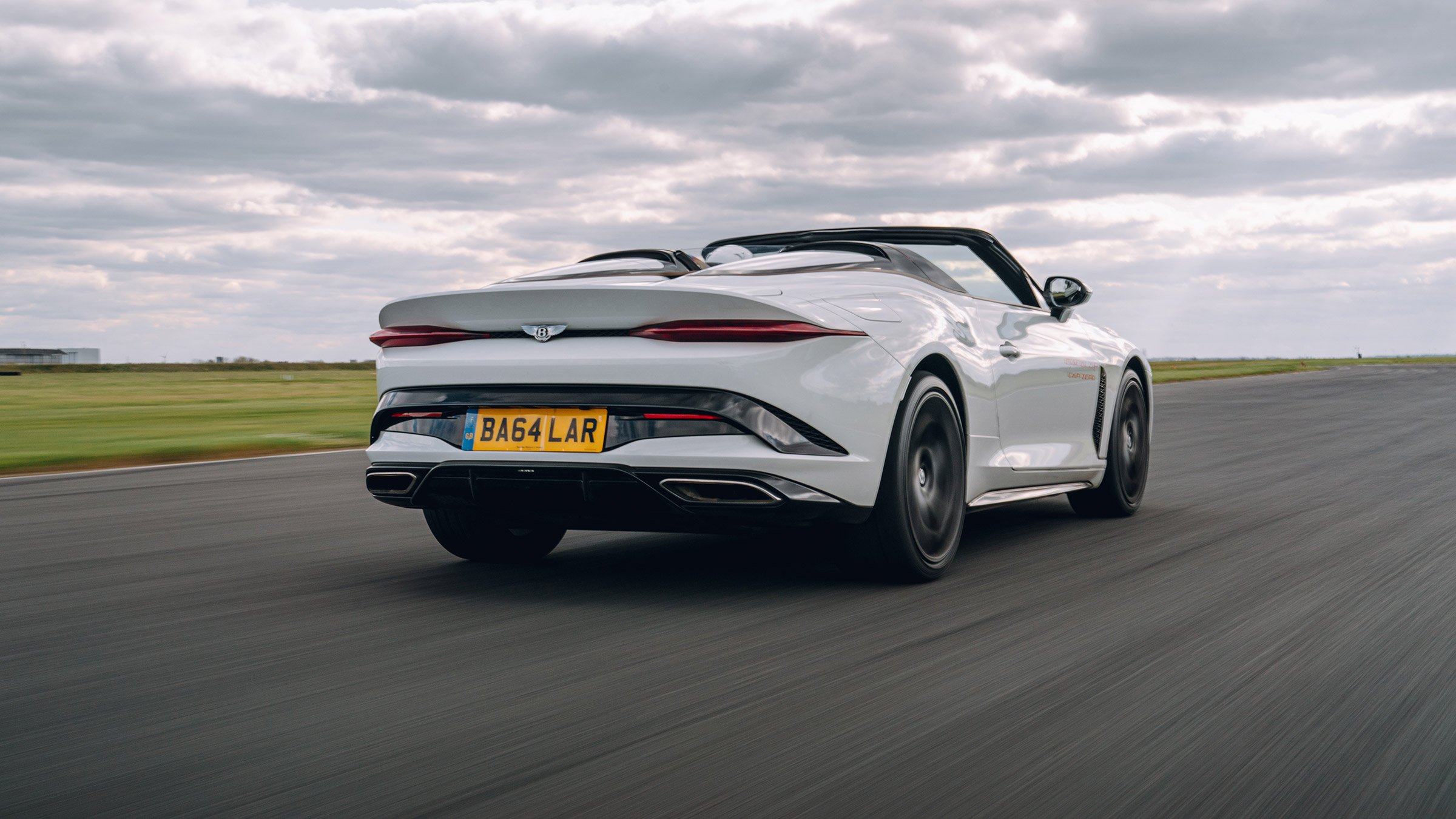 Bentley Bacalar dev - rear tracking
