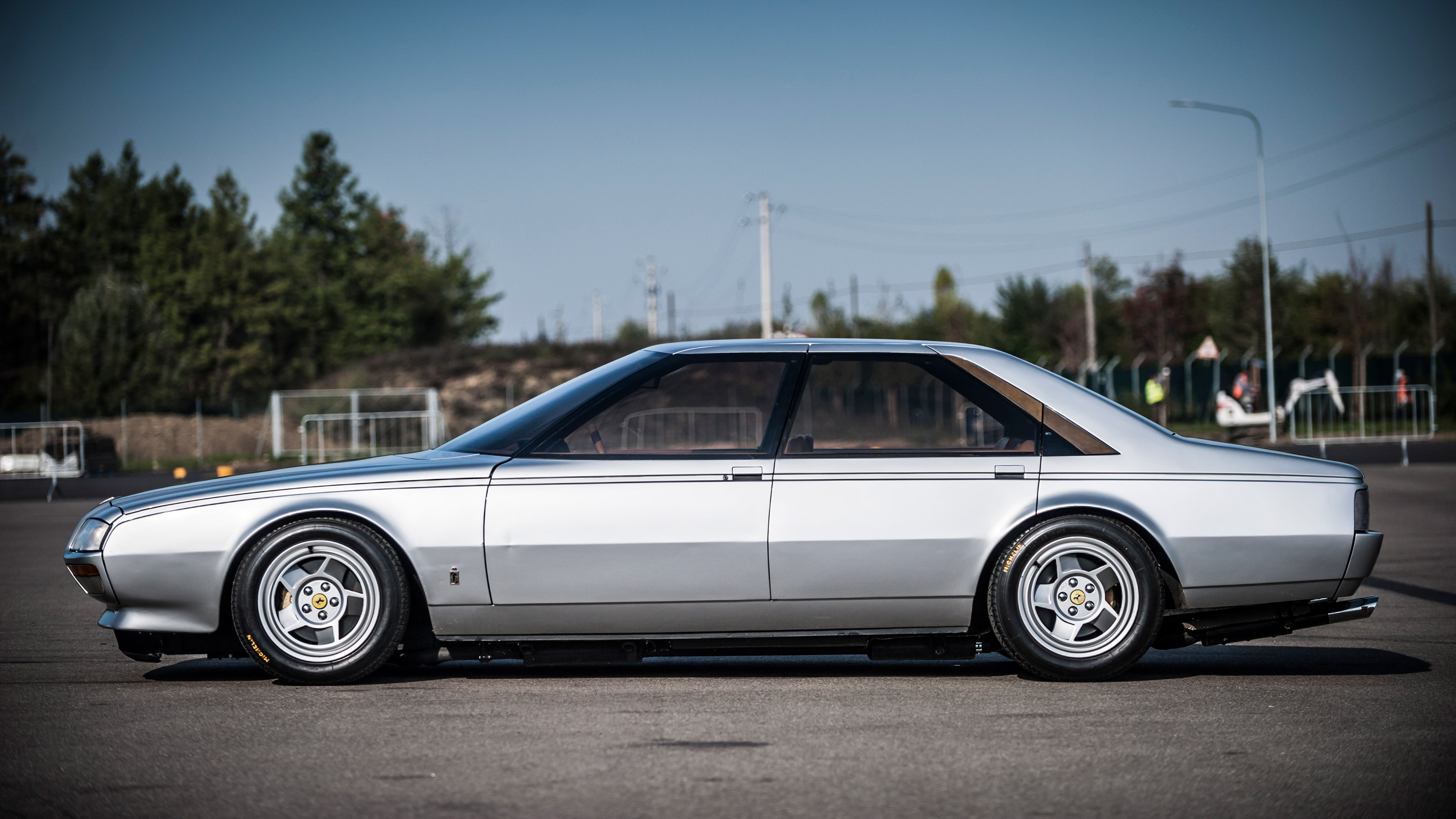 Ferrari Pinin side
