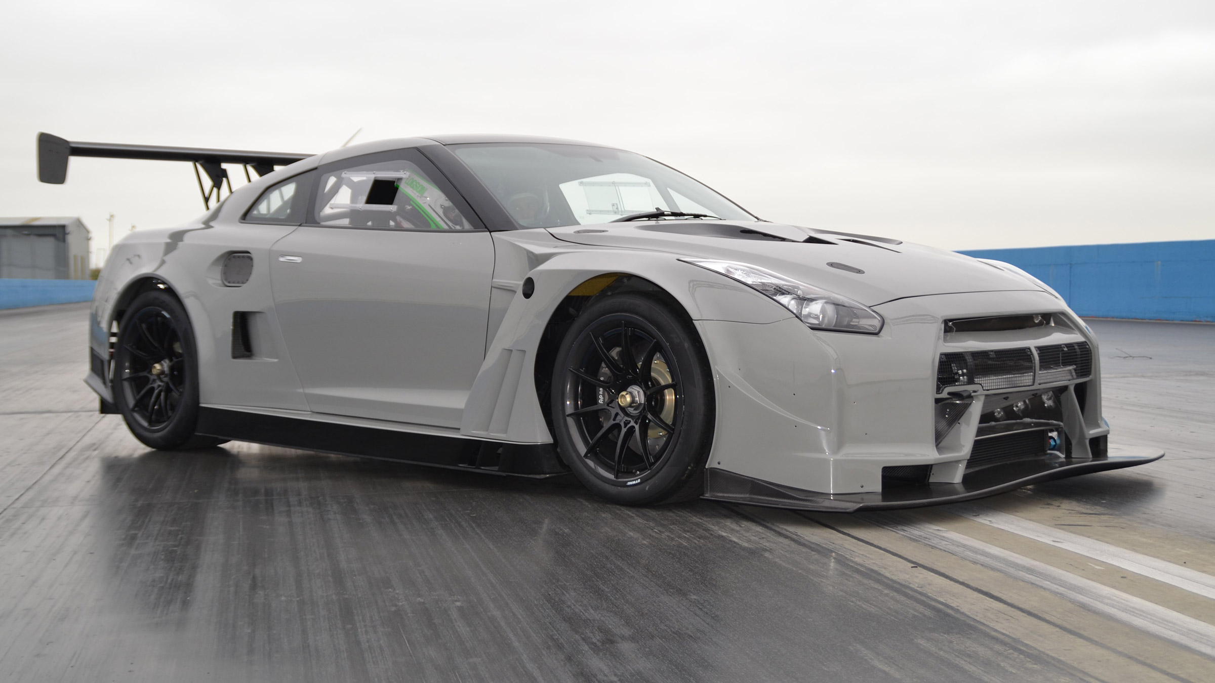 JRM GT23 - front