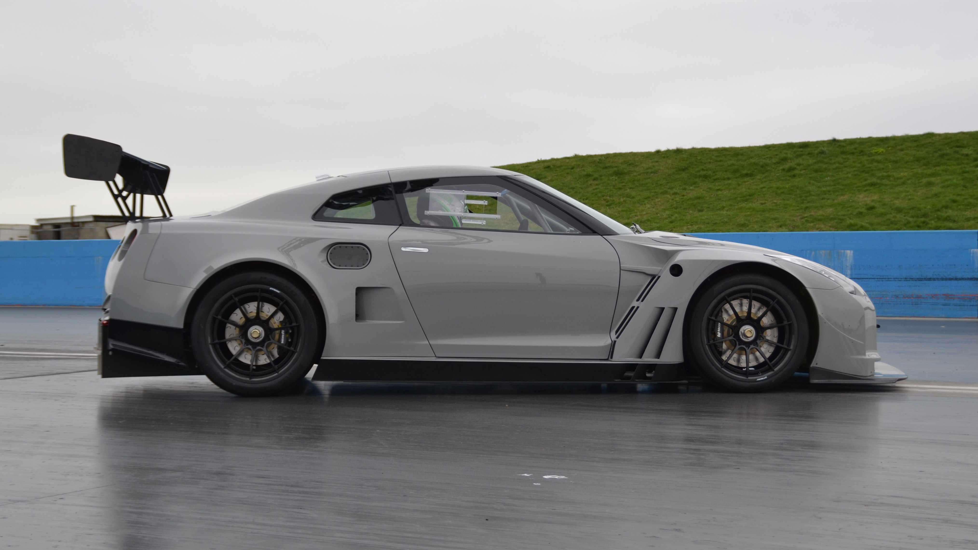 JRM GT23 - side