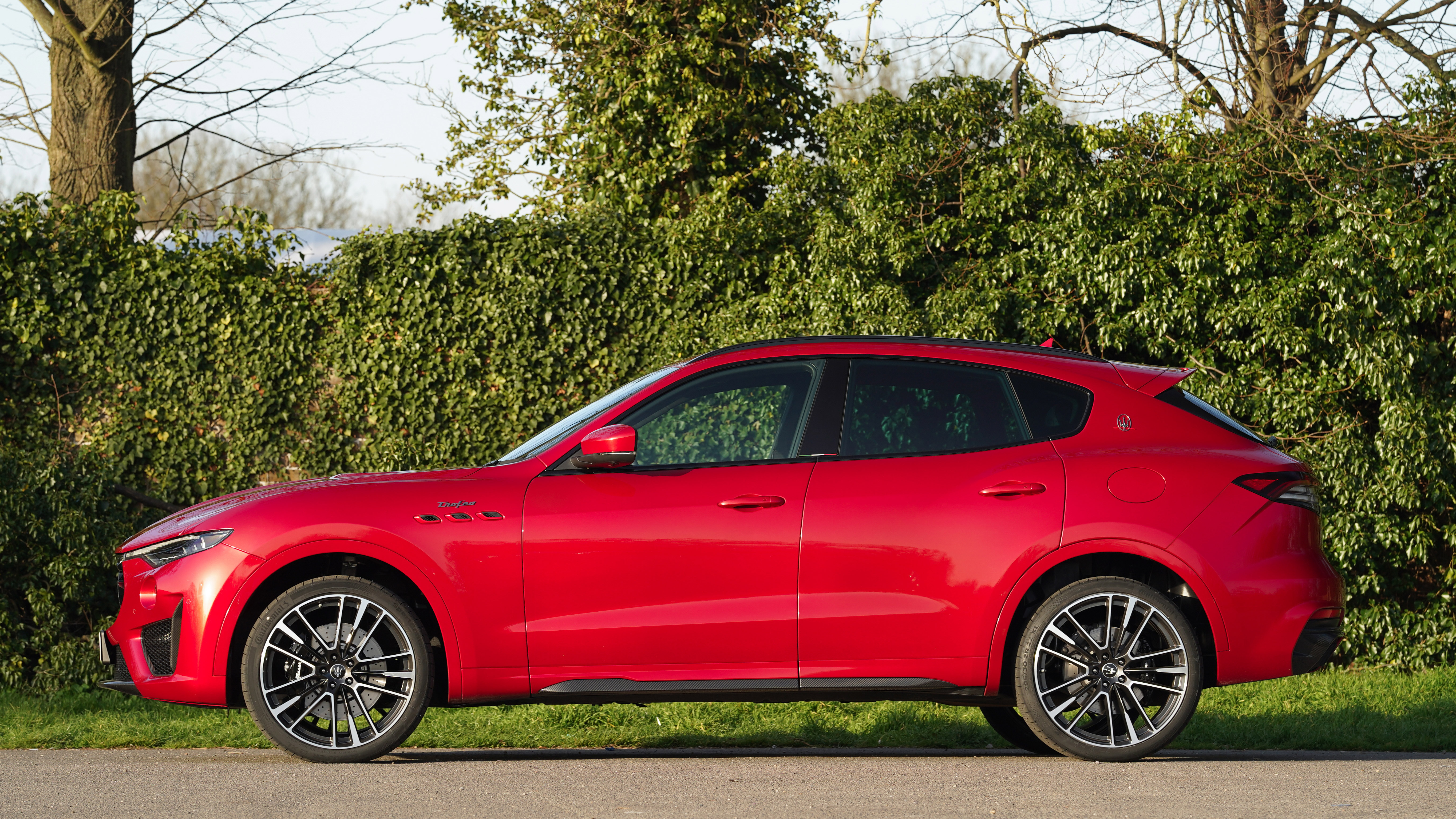 Maserati Levante Trofeo – profile