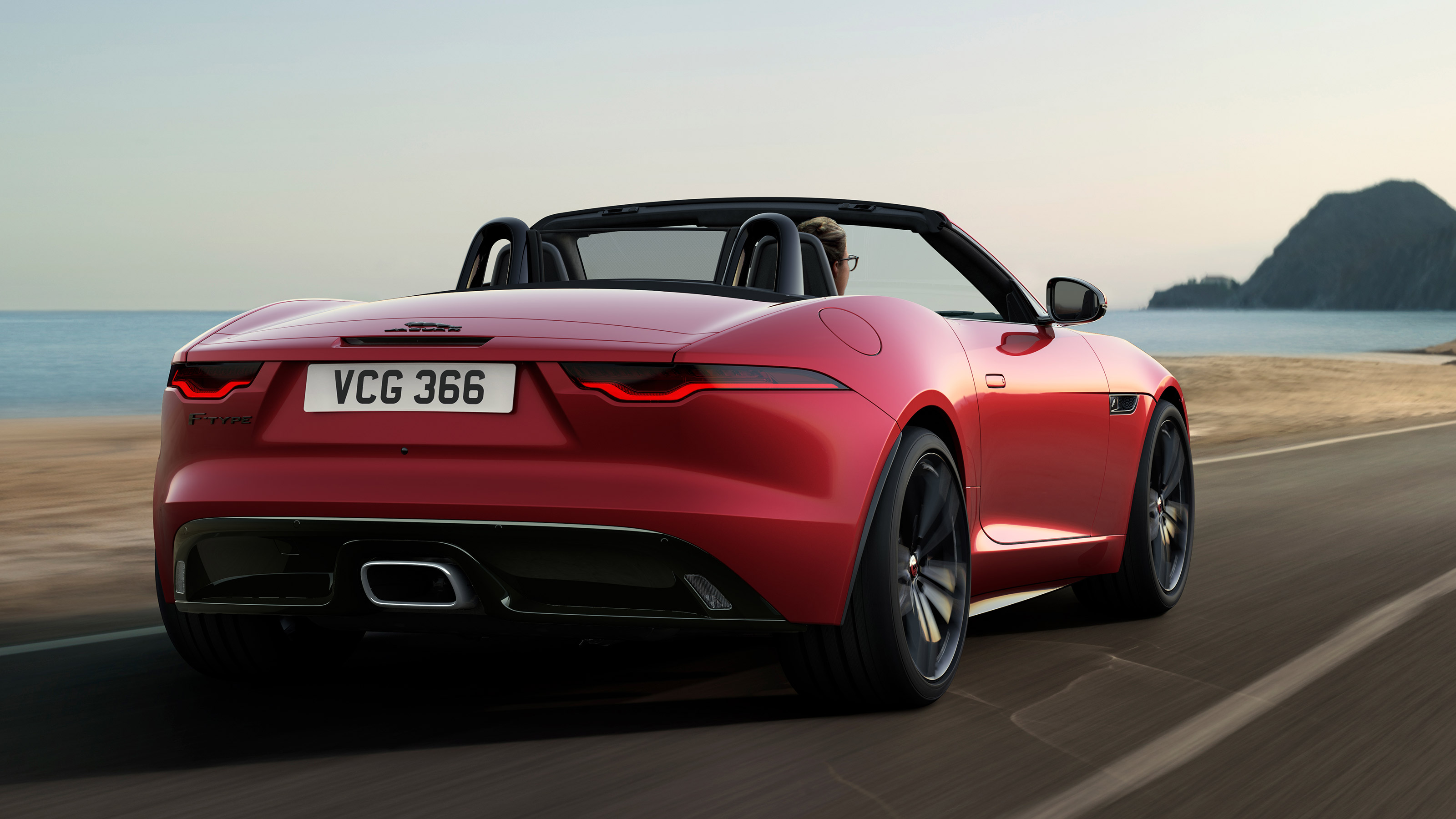 Jaguar F-type R-Dynamic Black rear