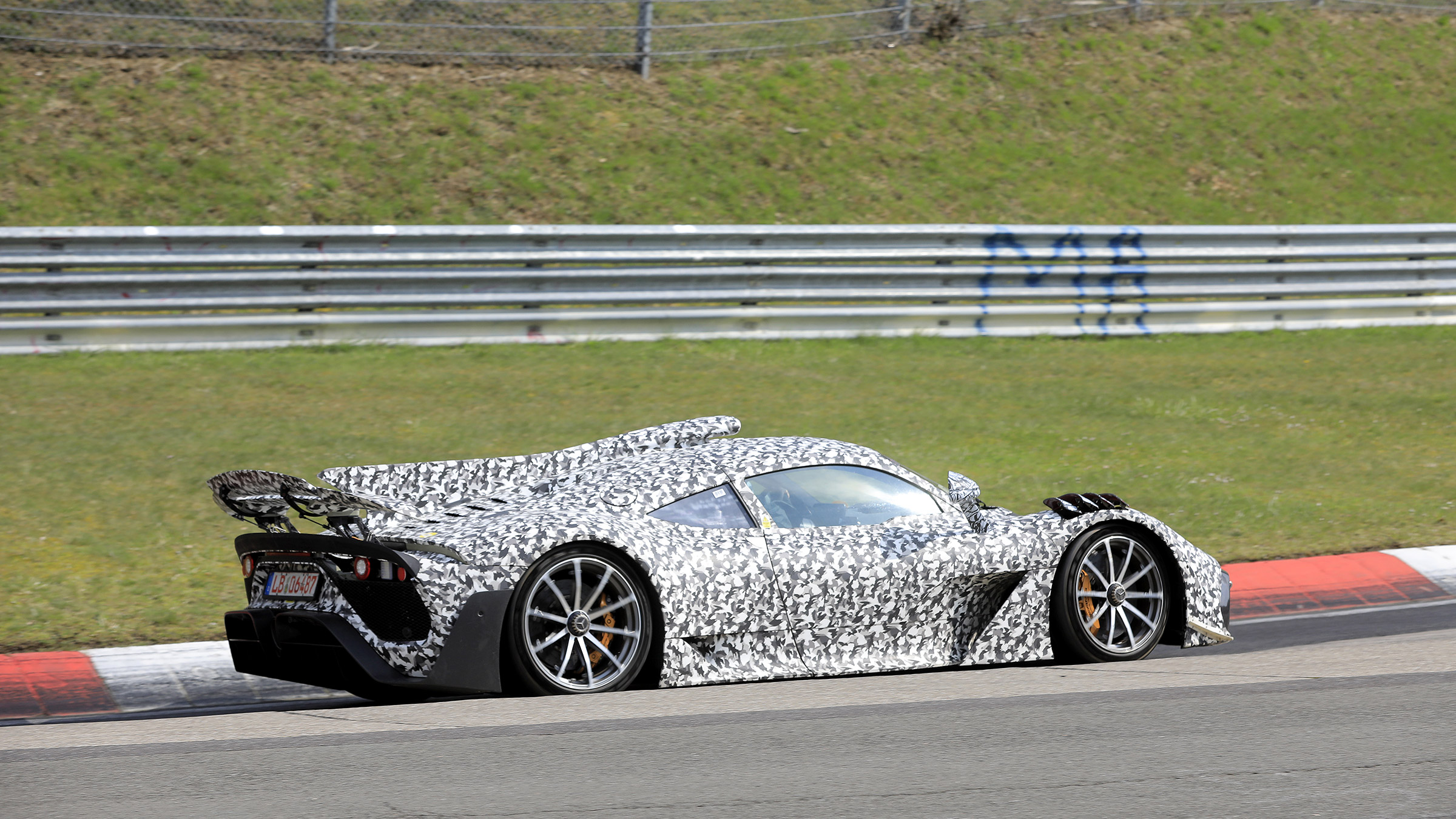 Mercedes-AMG Project One – rear