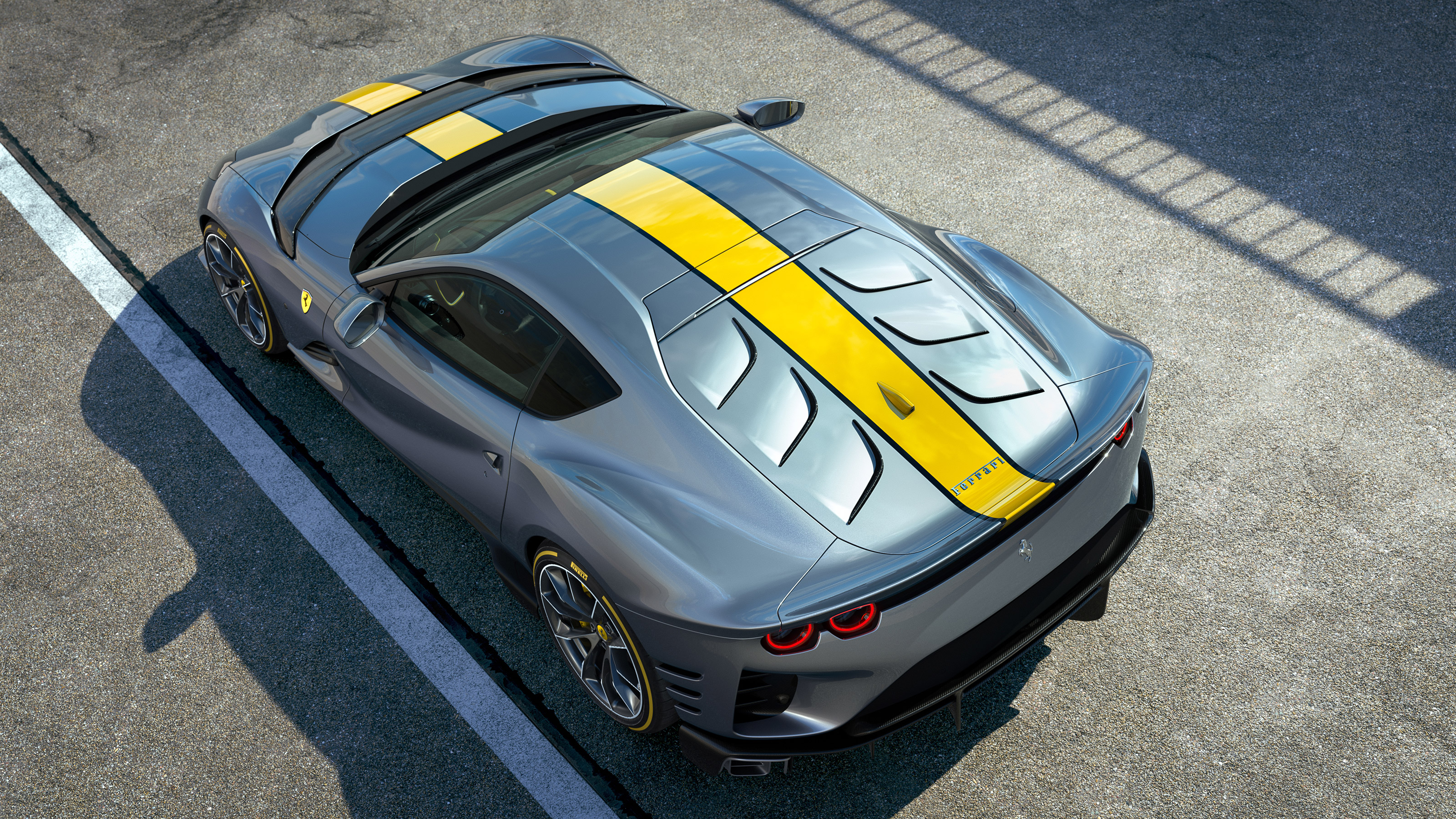 Ferrari 812 Competizione rear