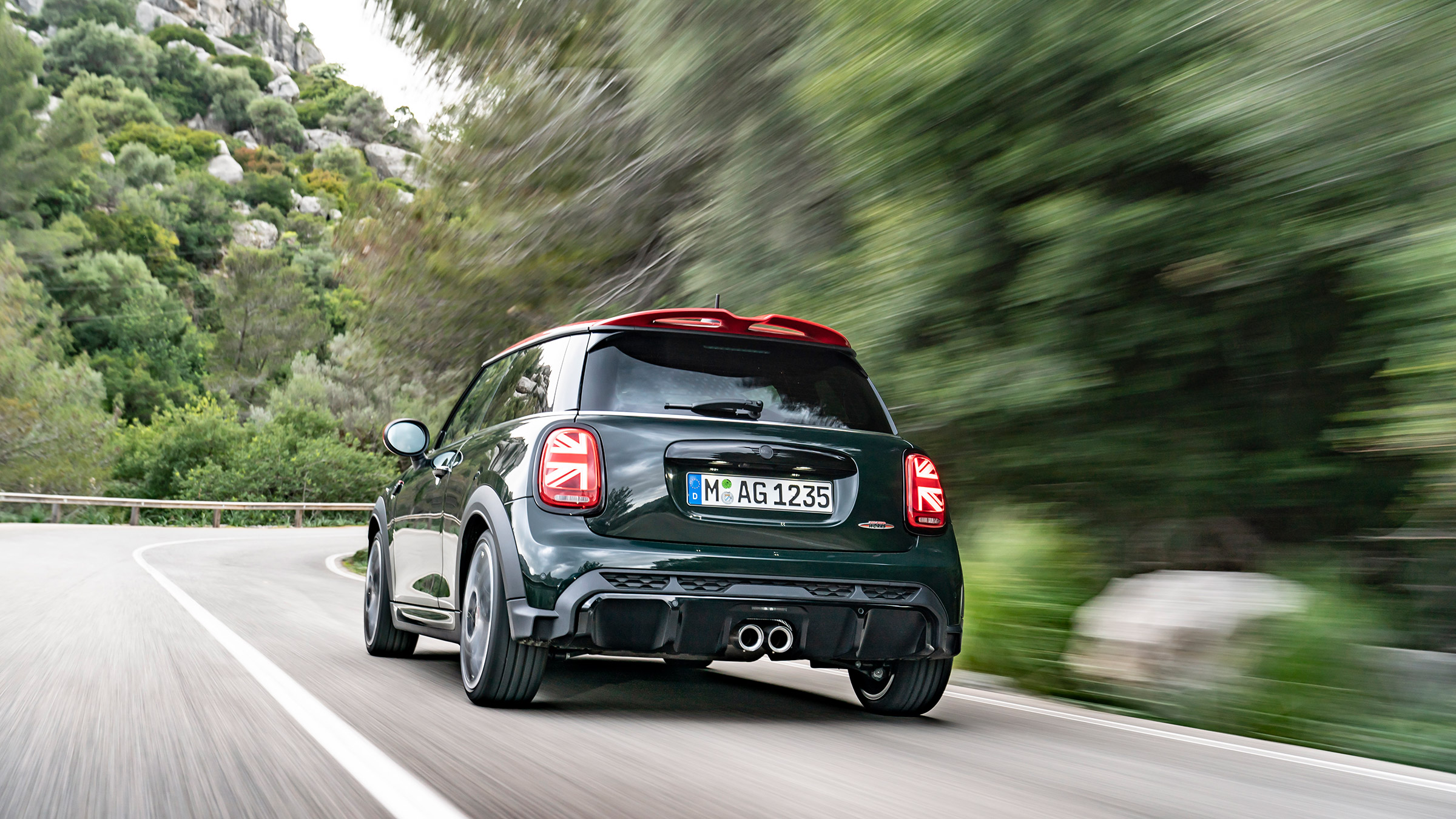 2021 Mini JCW revealed - rear tracking