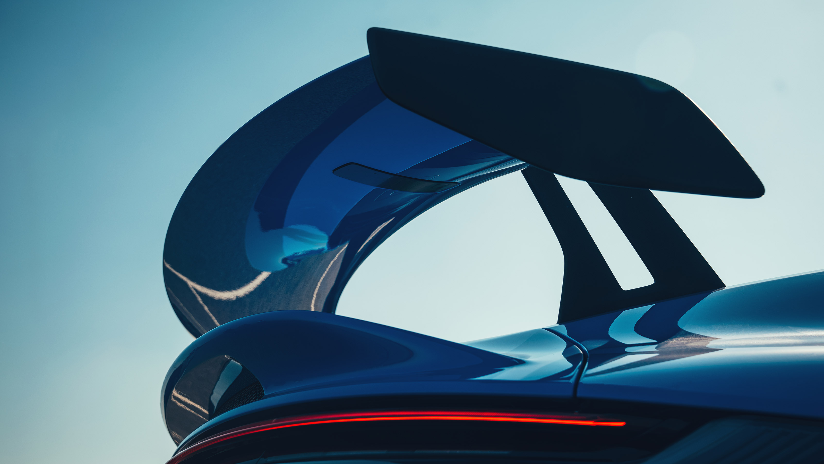 992 Porsche 911 GT3 wing