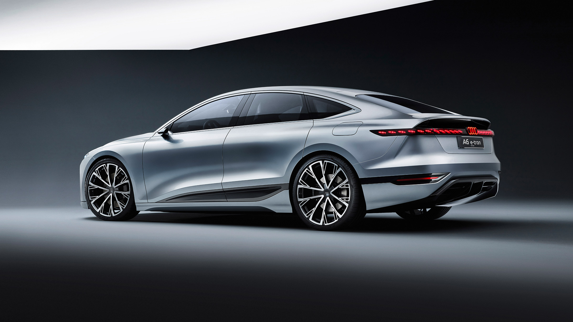 Audi A6 e-tron Concept - rear quarter