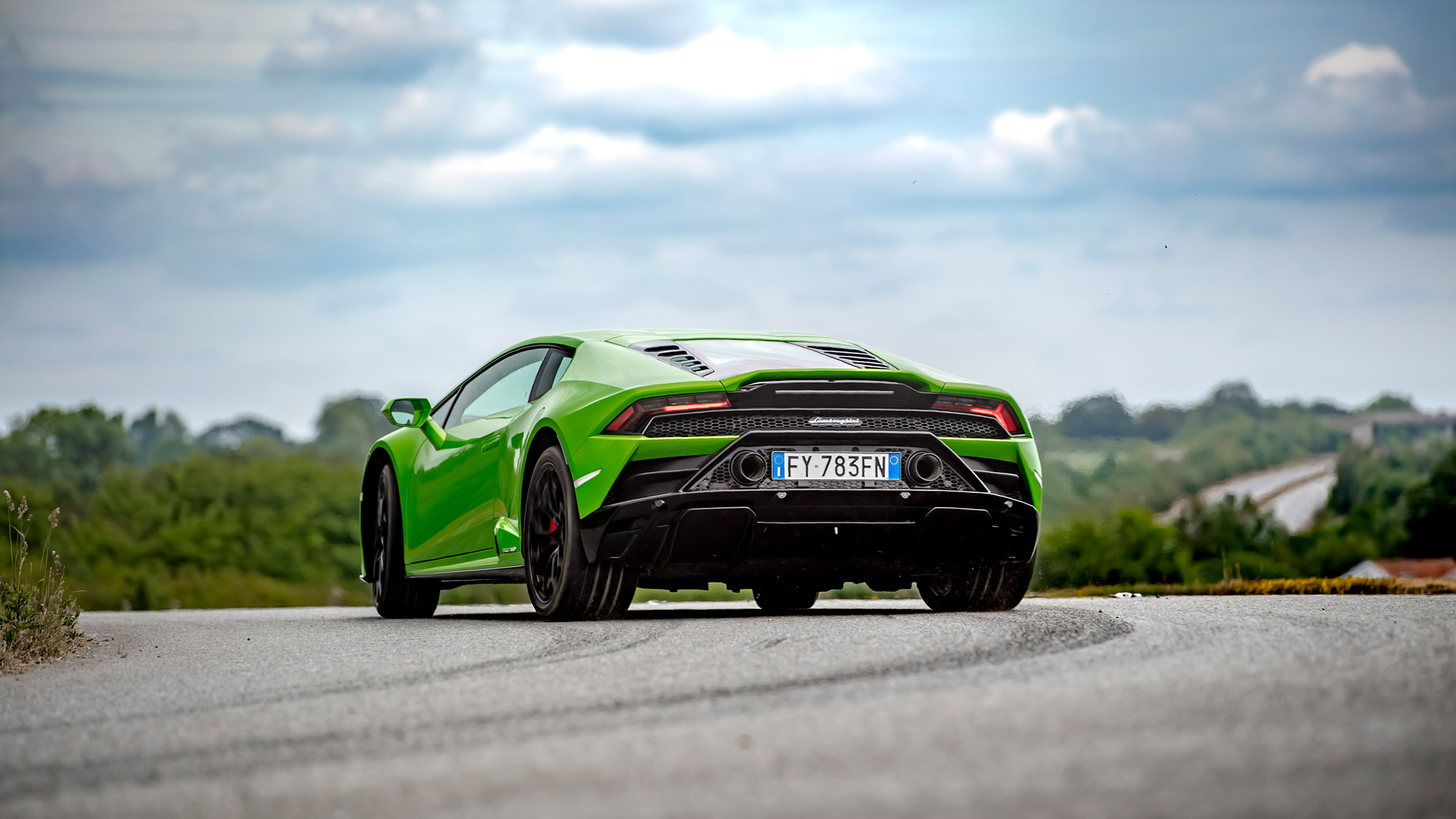 Lamborghini Huracan RWD - rear