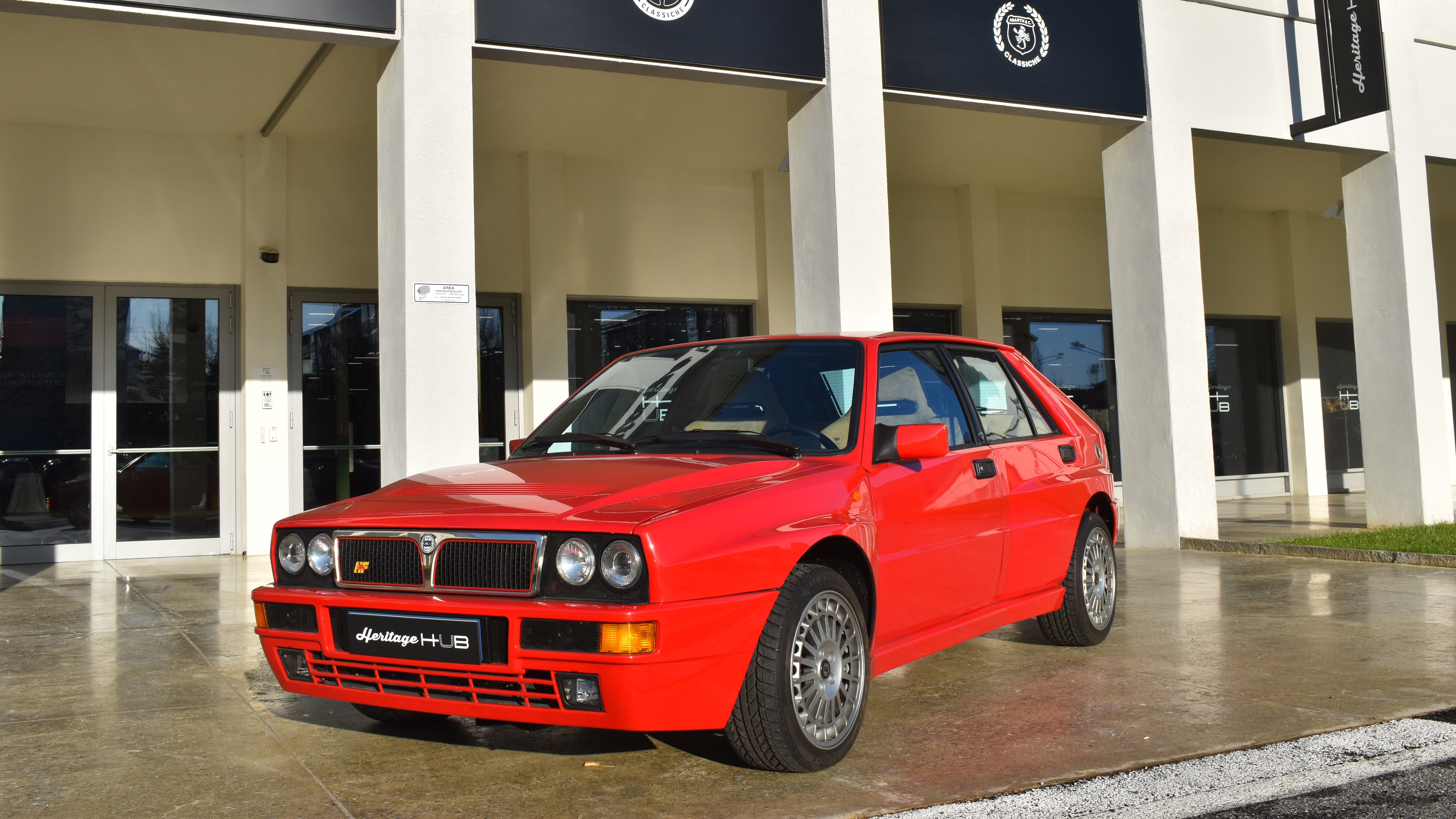 Lancia Heritage Parts – Delta front quarter