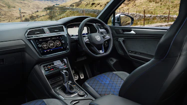 Volkswagen Tiguan R – dash