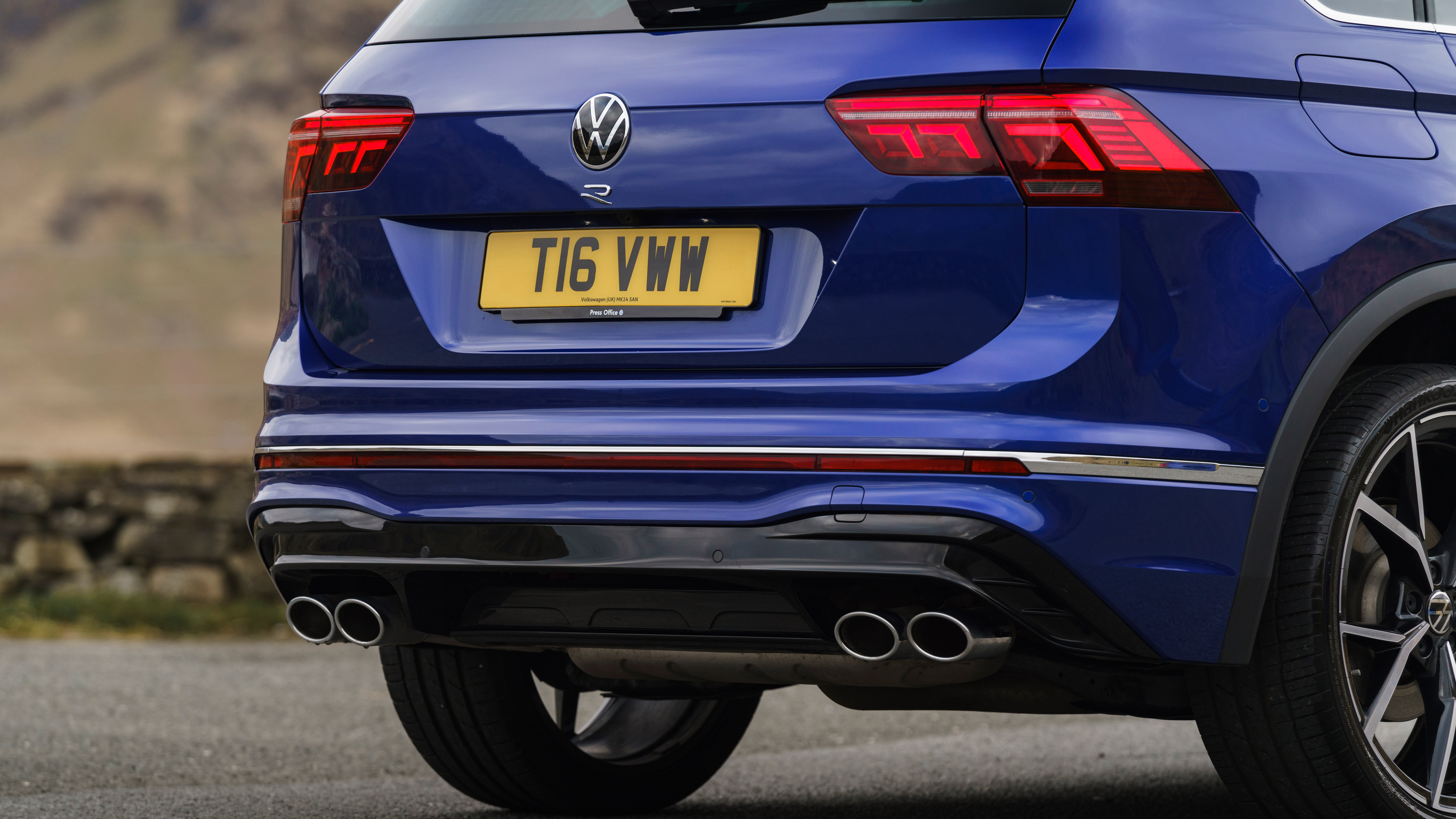 Volkswagen Tiguan R – rear pipe
