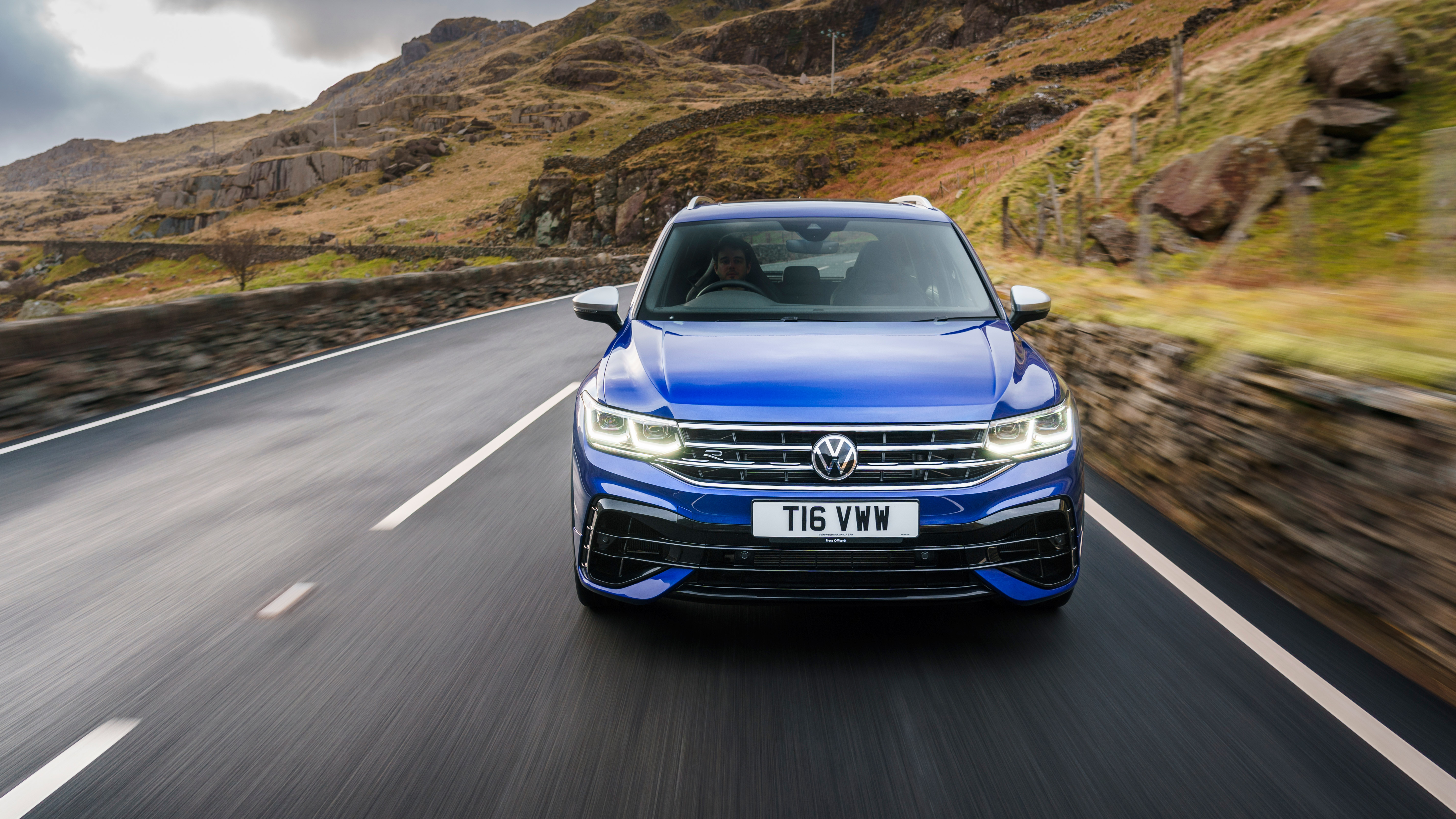 Volkswagen Tiguan R – tracking nose