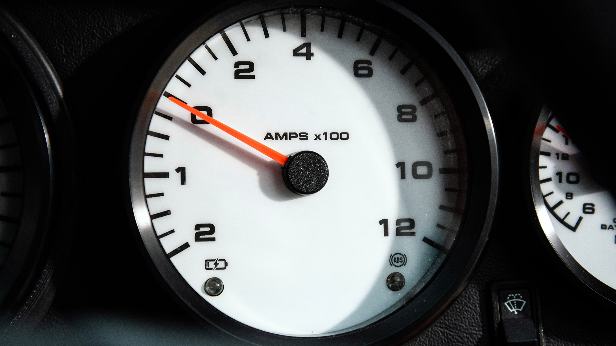 Everrati Porsche 964 – Amp