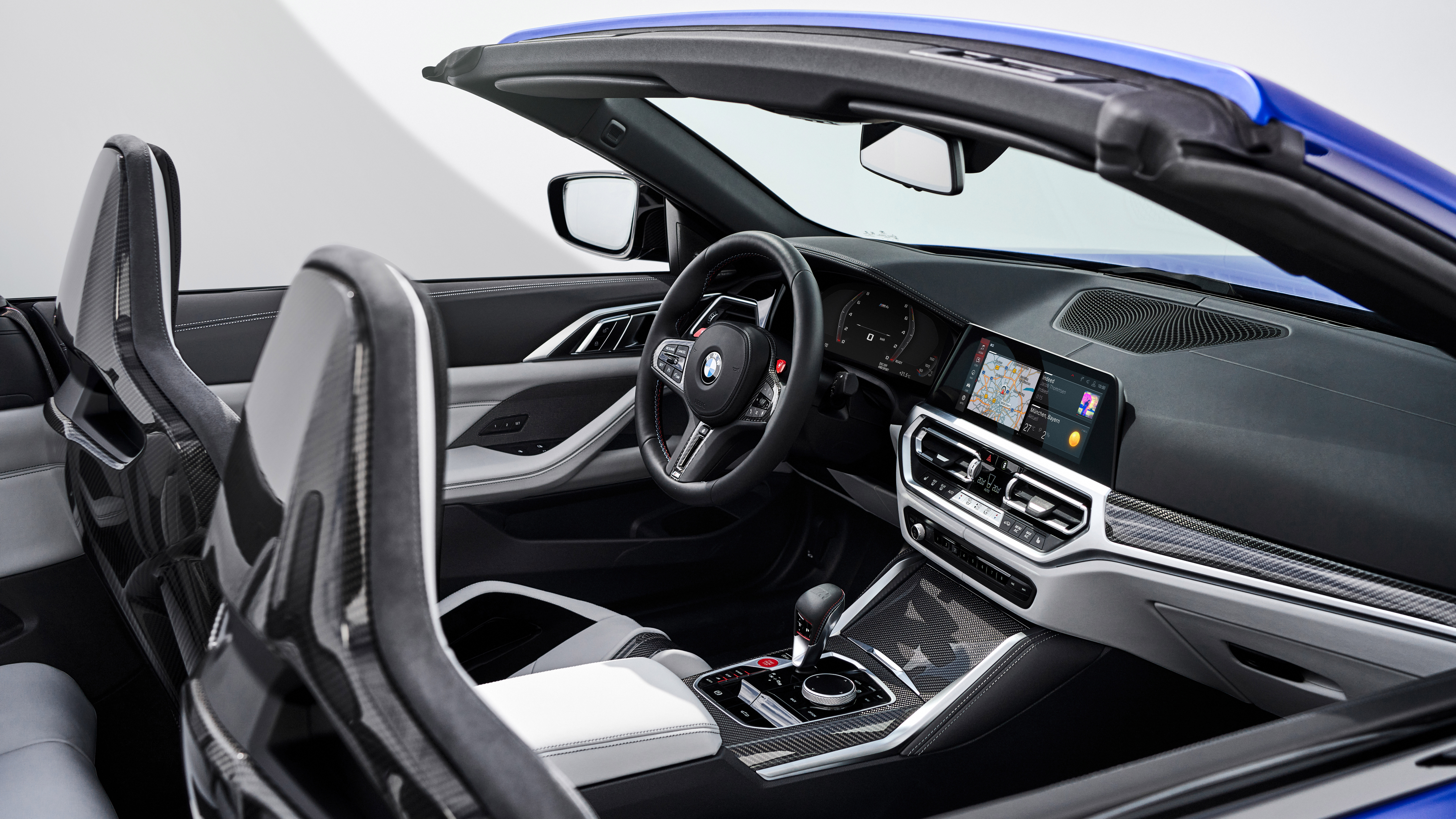 BMW M4 Competition Convertible – interior