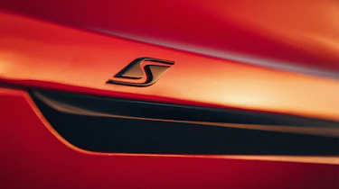Bentley Bentayga S – badging