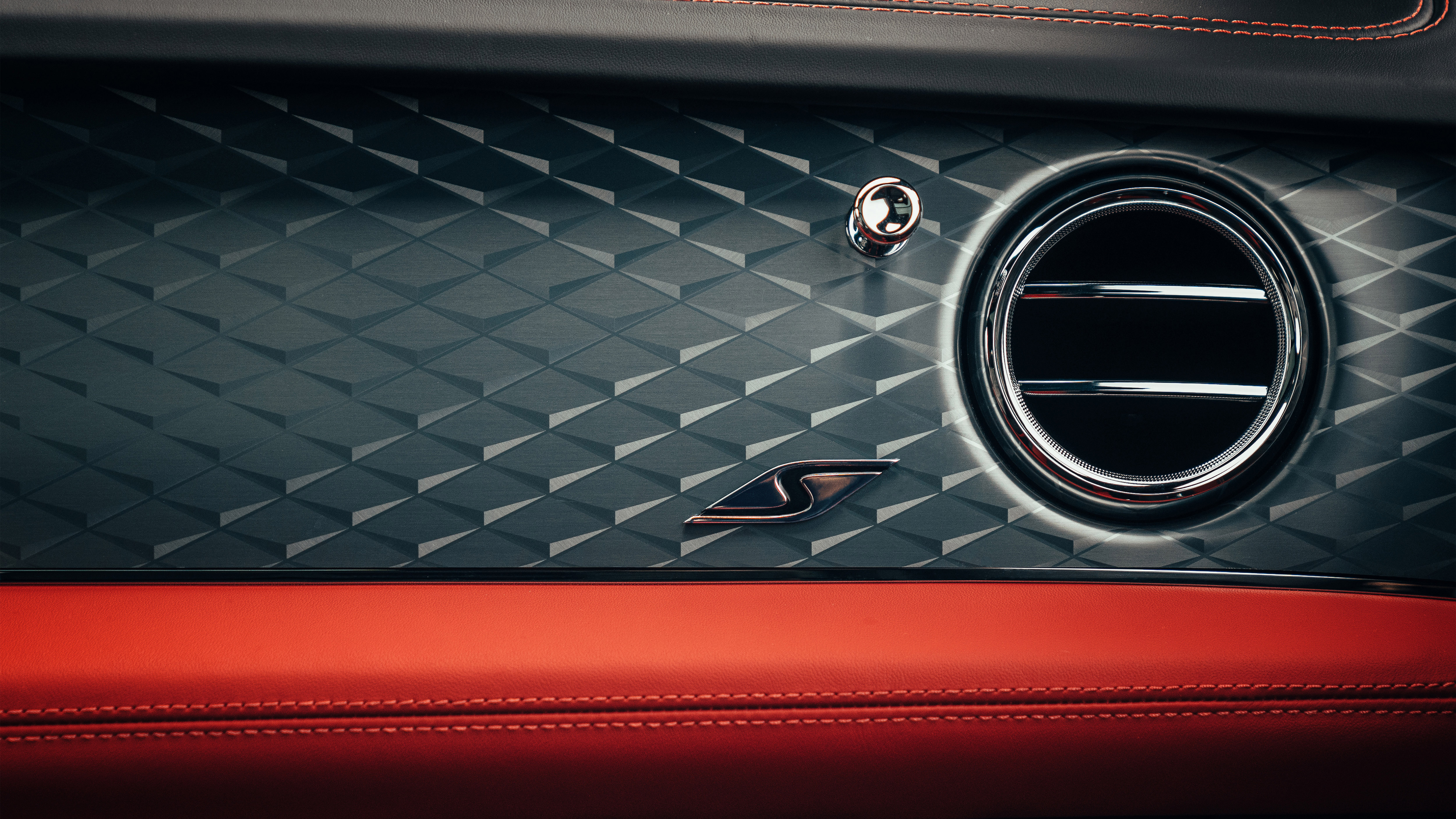 Bentley Bentayga S – dash