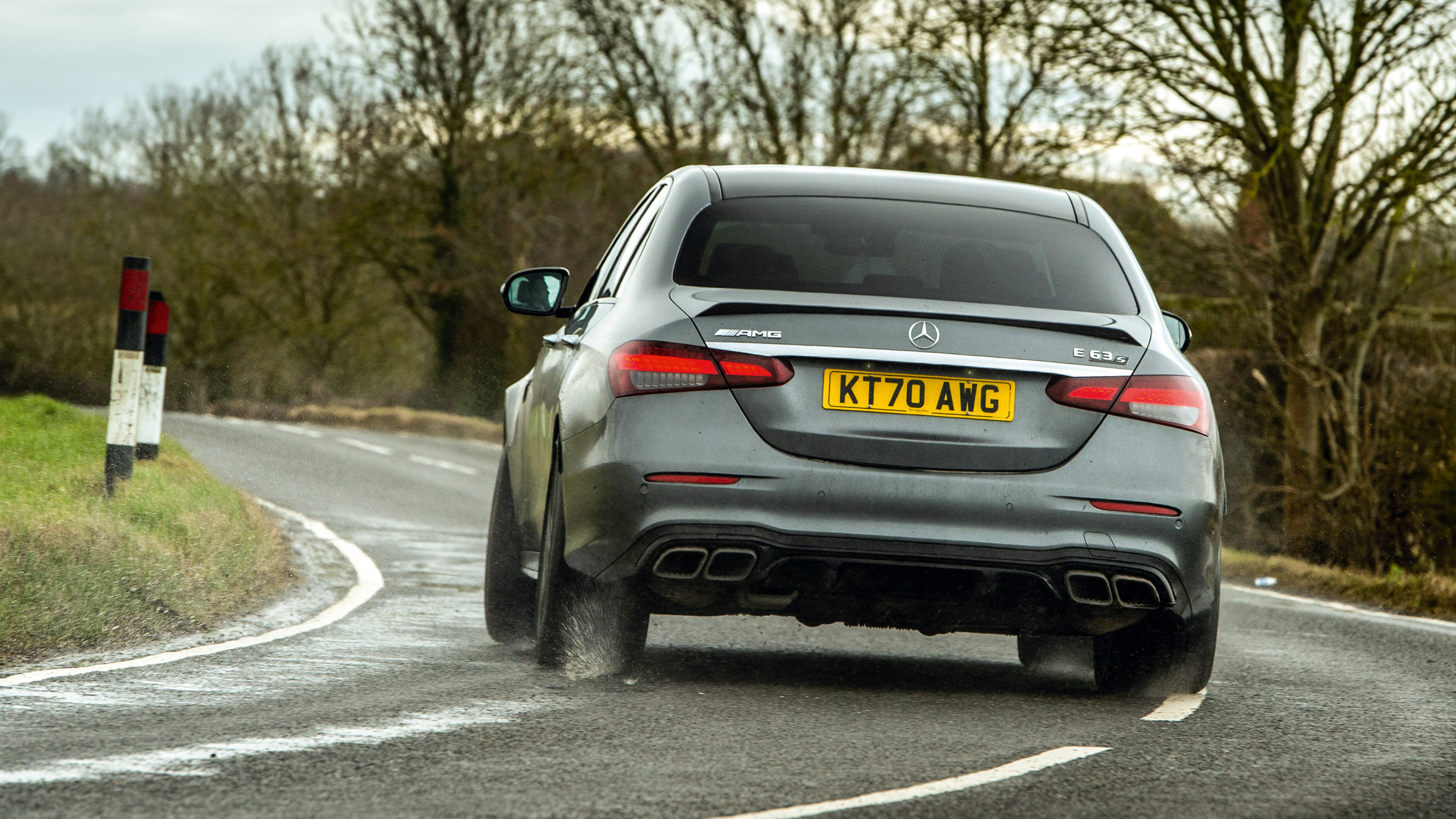 Car pictures BMW M5 v Mercedes-AMG E63