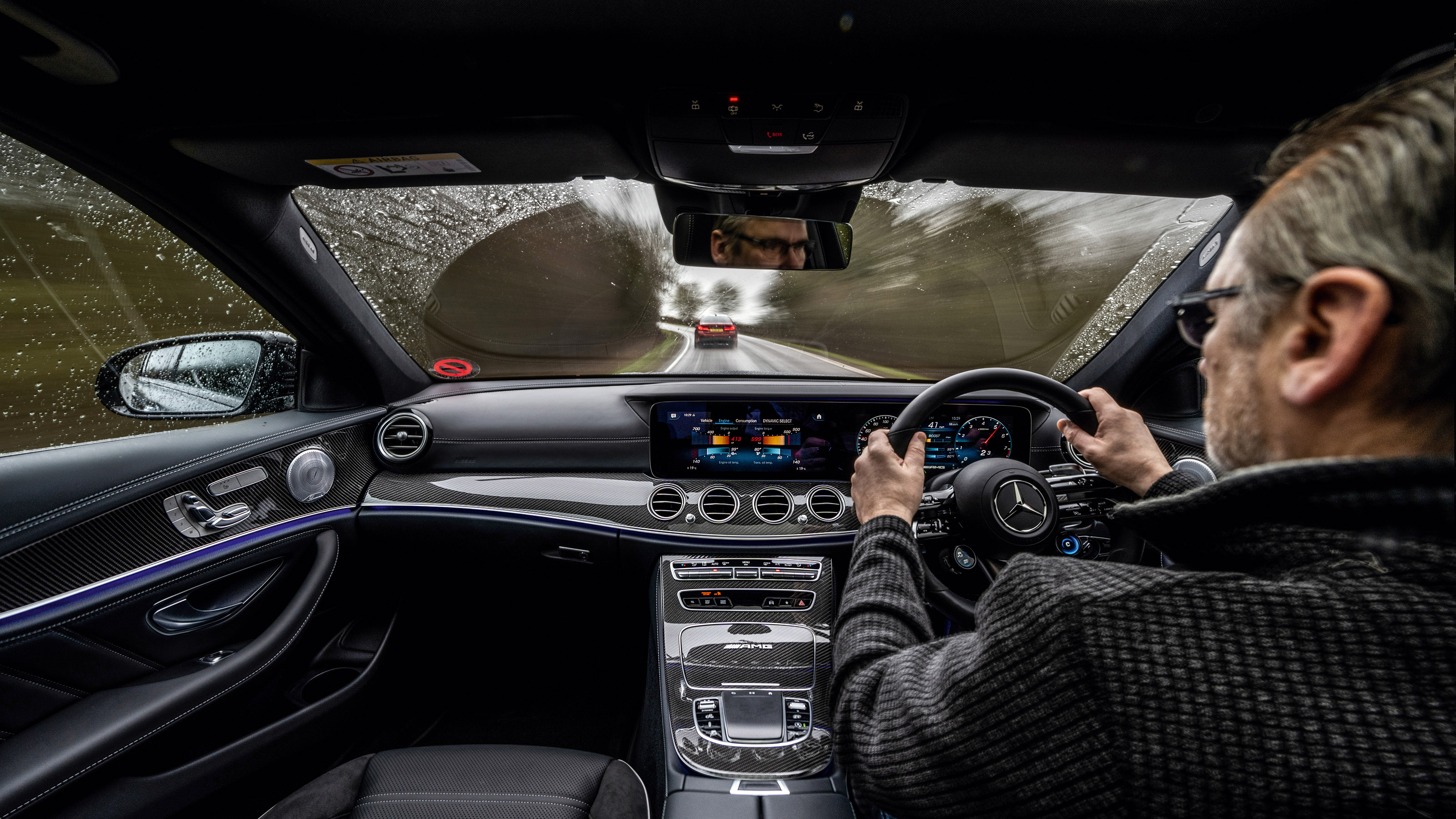 Car pictures BMW M5 v Mercedes-AMG E63