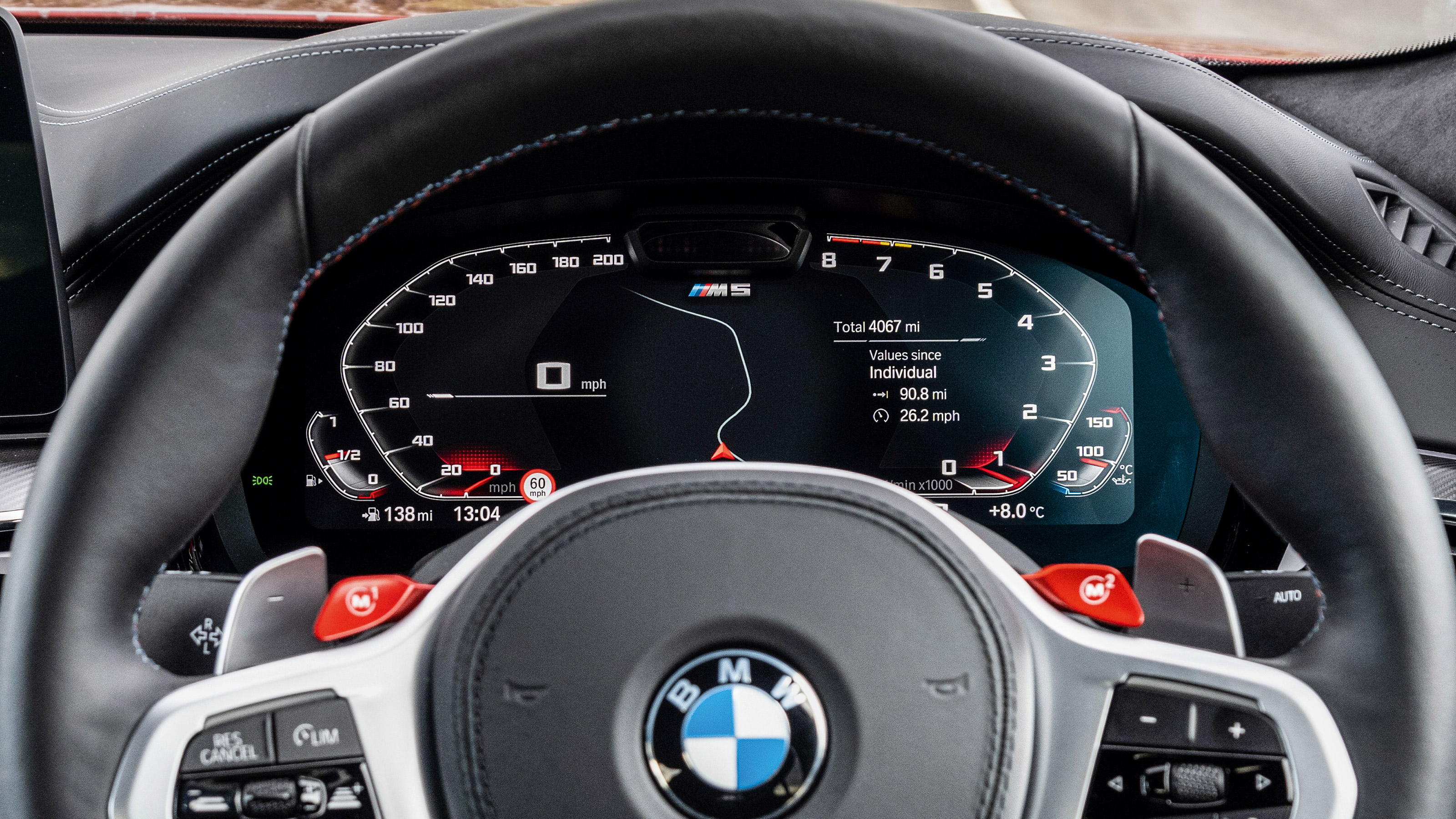Car pictures BMW M5 v Mercedes-AMG E63