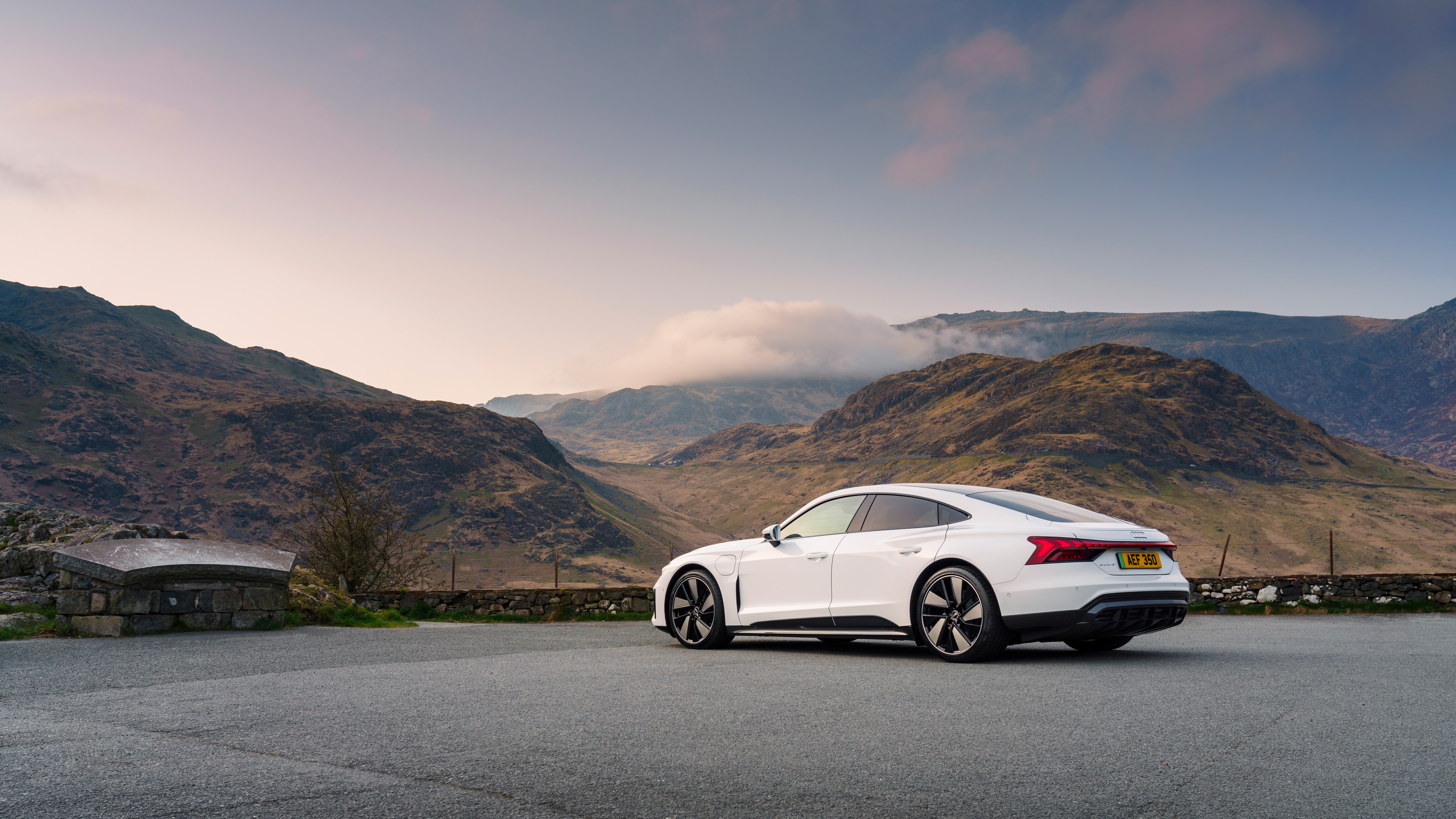 Audi e-tron GT quattro – rear quarter static