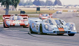 Ferrari 512S vs Porsche 917