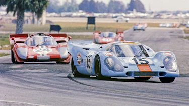 Ferrari 512S vs Porsche 917