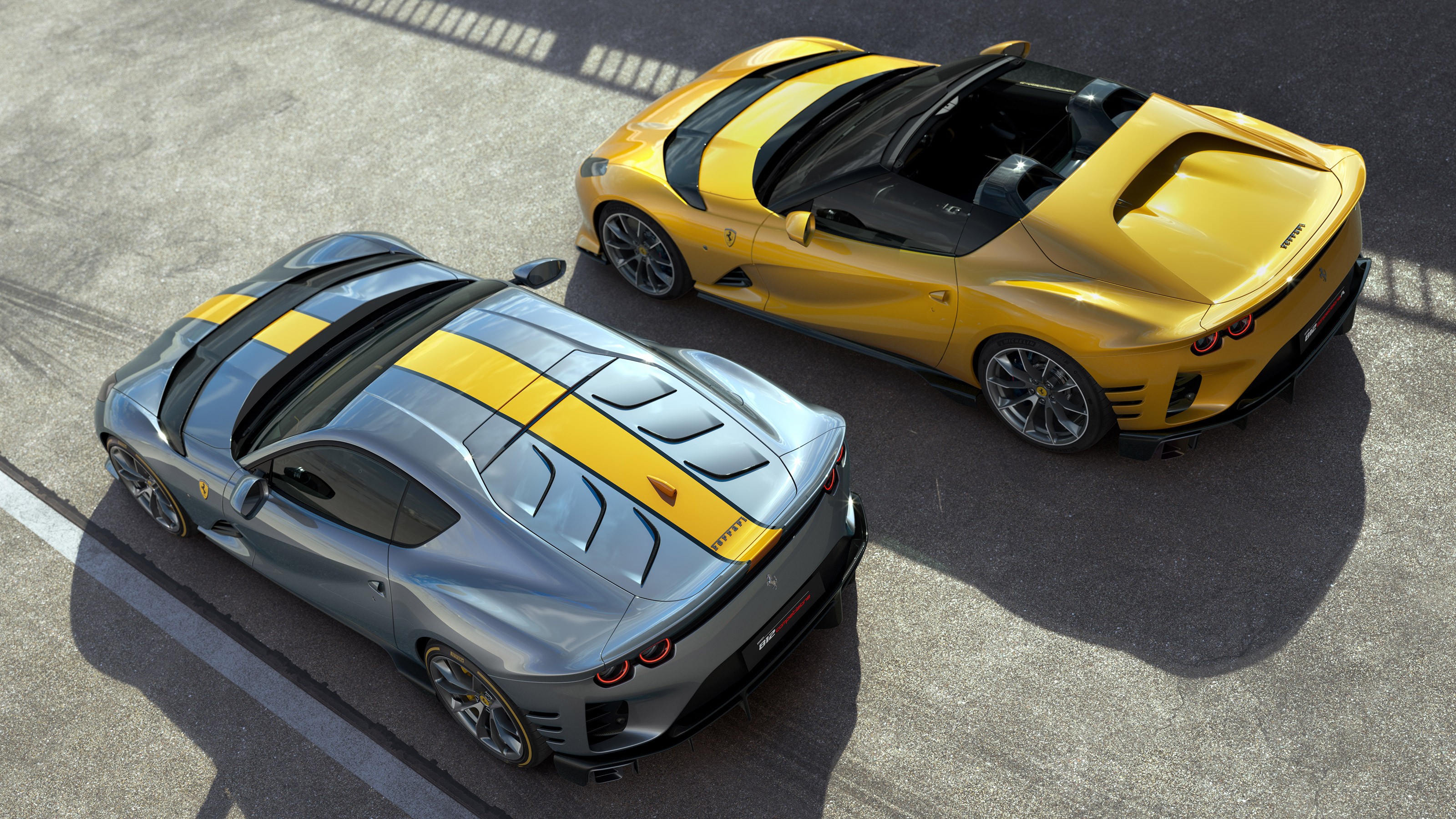 Ferrari 812 Competizione top