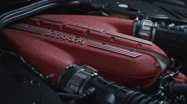 Ferrari 812 Competizione engine