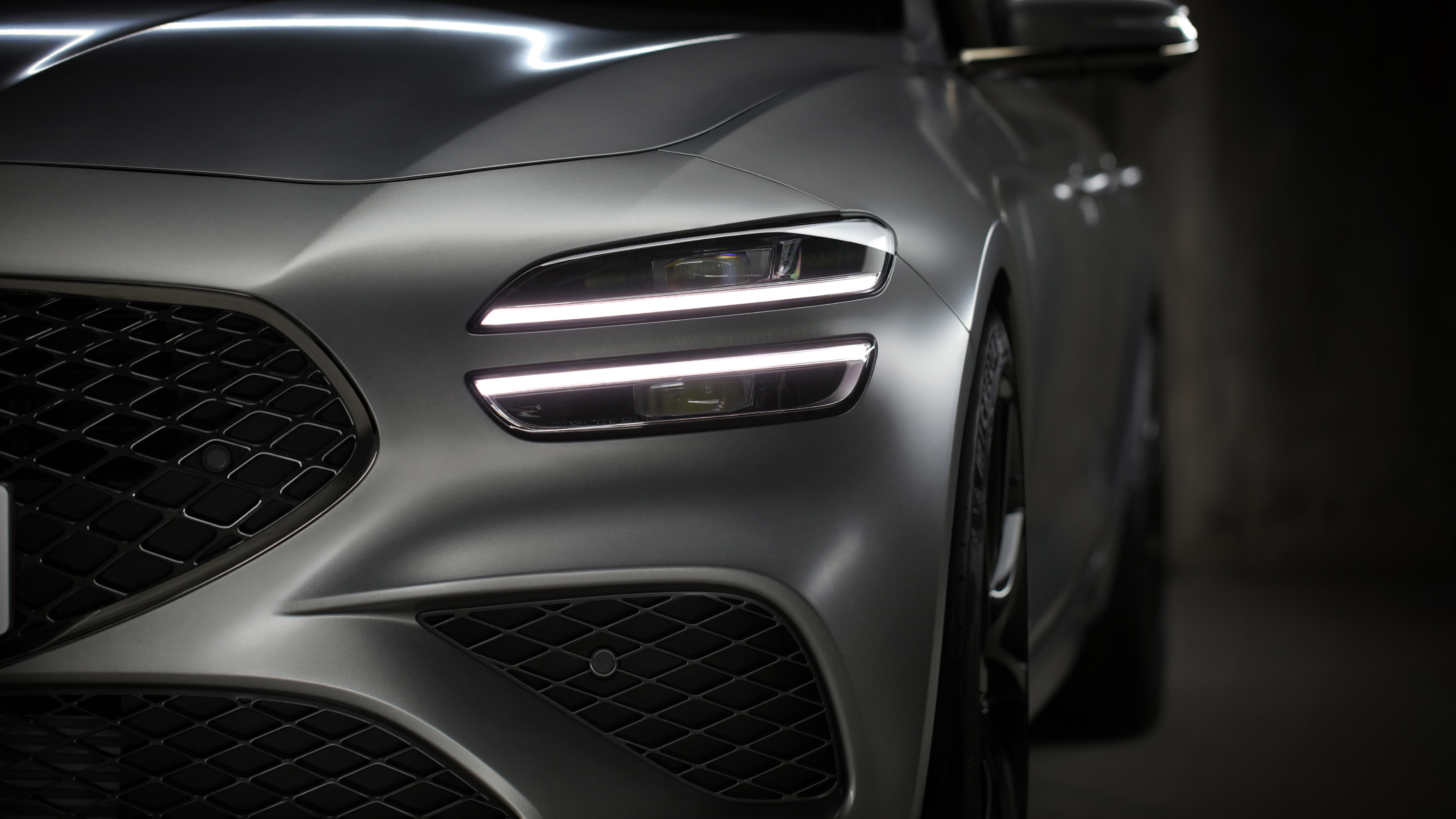 Genesis G70 Shooting Brake - headlight