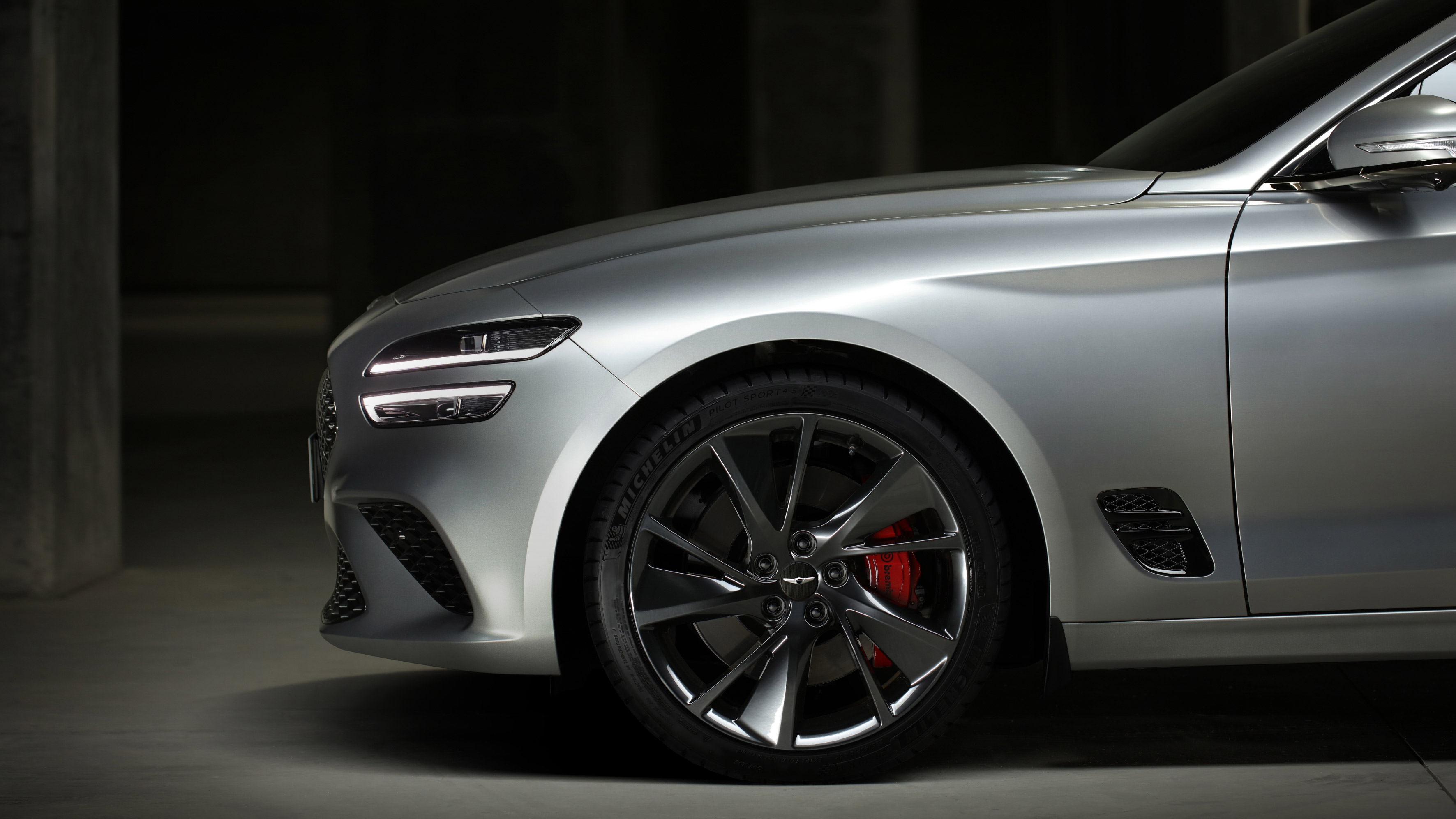 Genesis G70 Shooting Brake - wheelarch