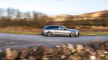Mercedes-AMG C63 S Estate 2021 – pan3