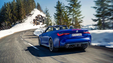 BMW M4 Competition Convertible – rear tracking