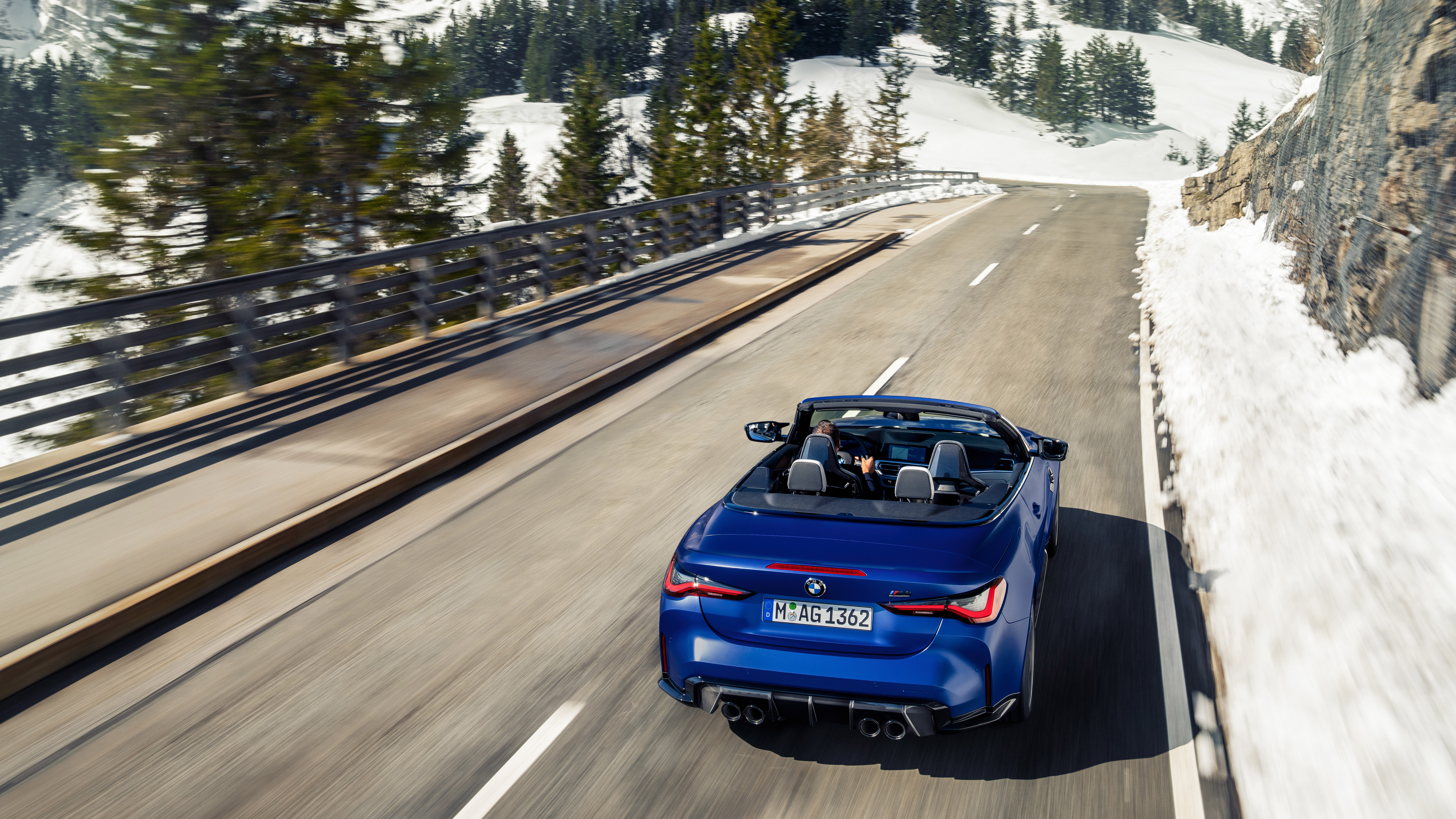 BMW M4 Competition Convertible – rear quarter top