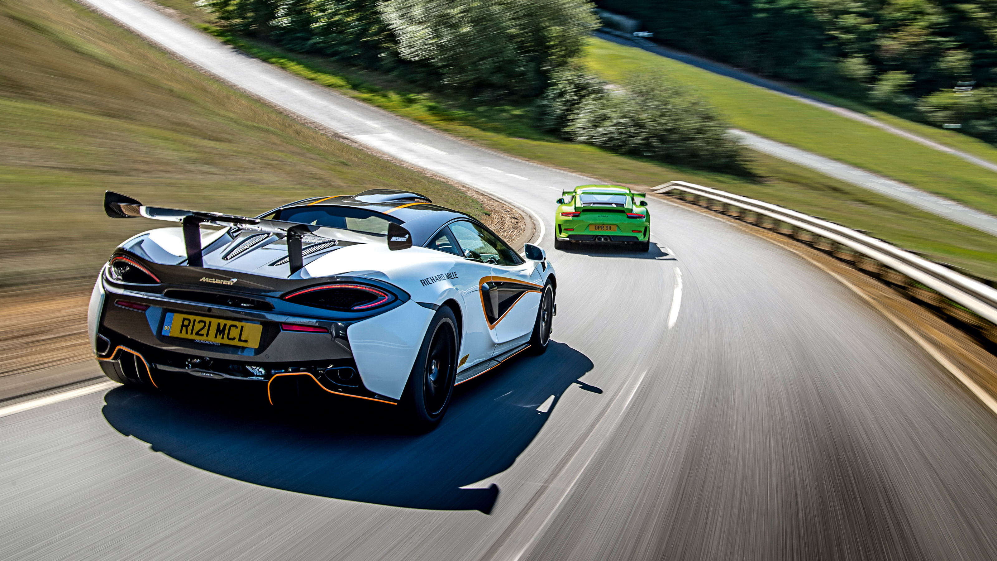 McLaren 620R v Porsche 911 GT3 RS