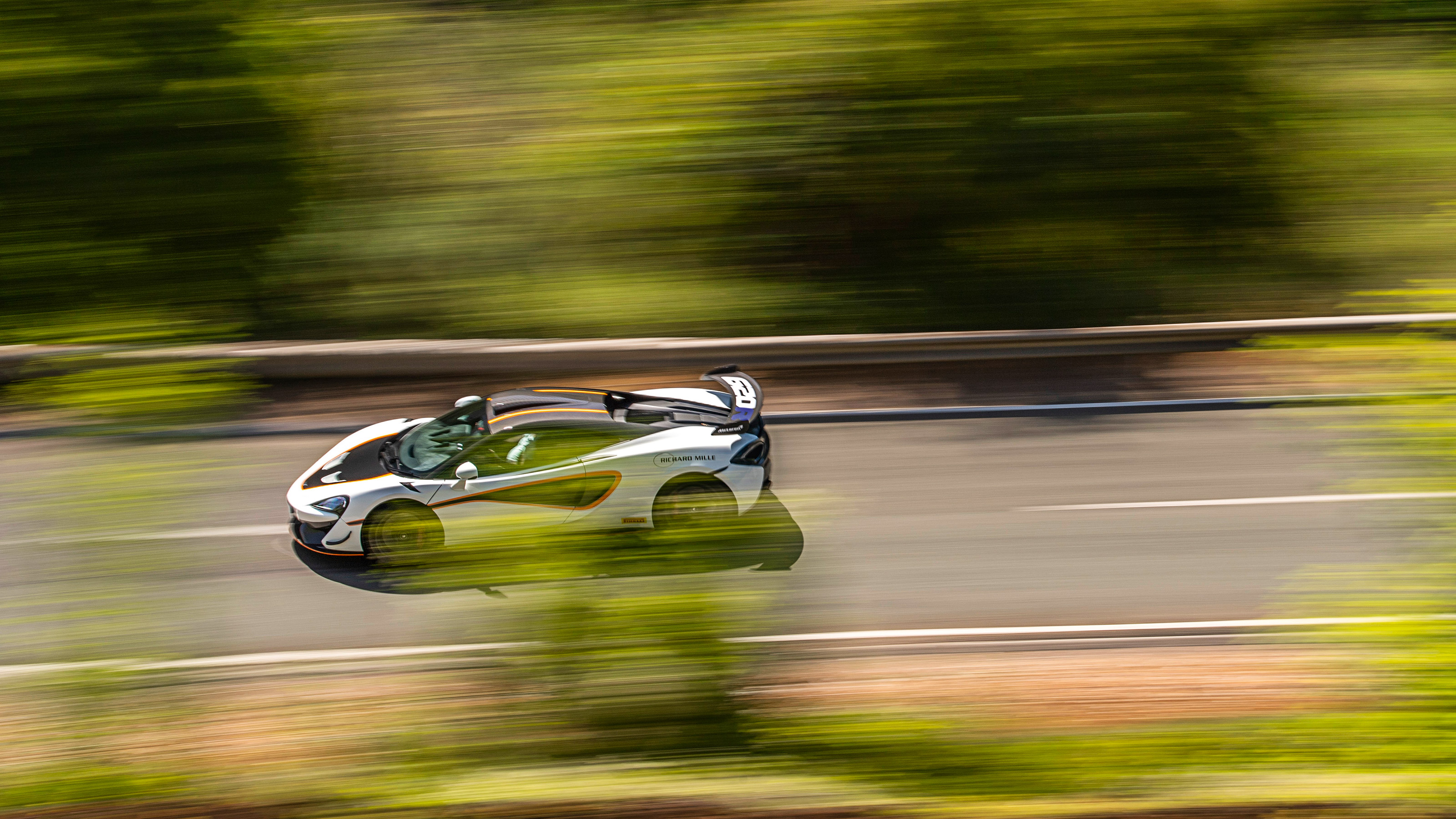 McLaren 620R v Porsche 911 GT3 RS