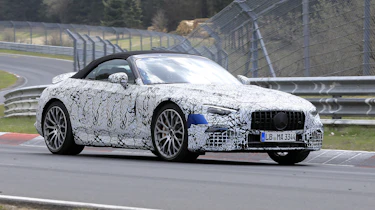 2021 Mercedes SL Spy - front quarter