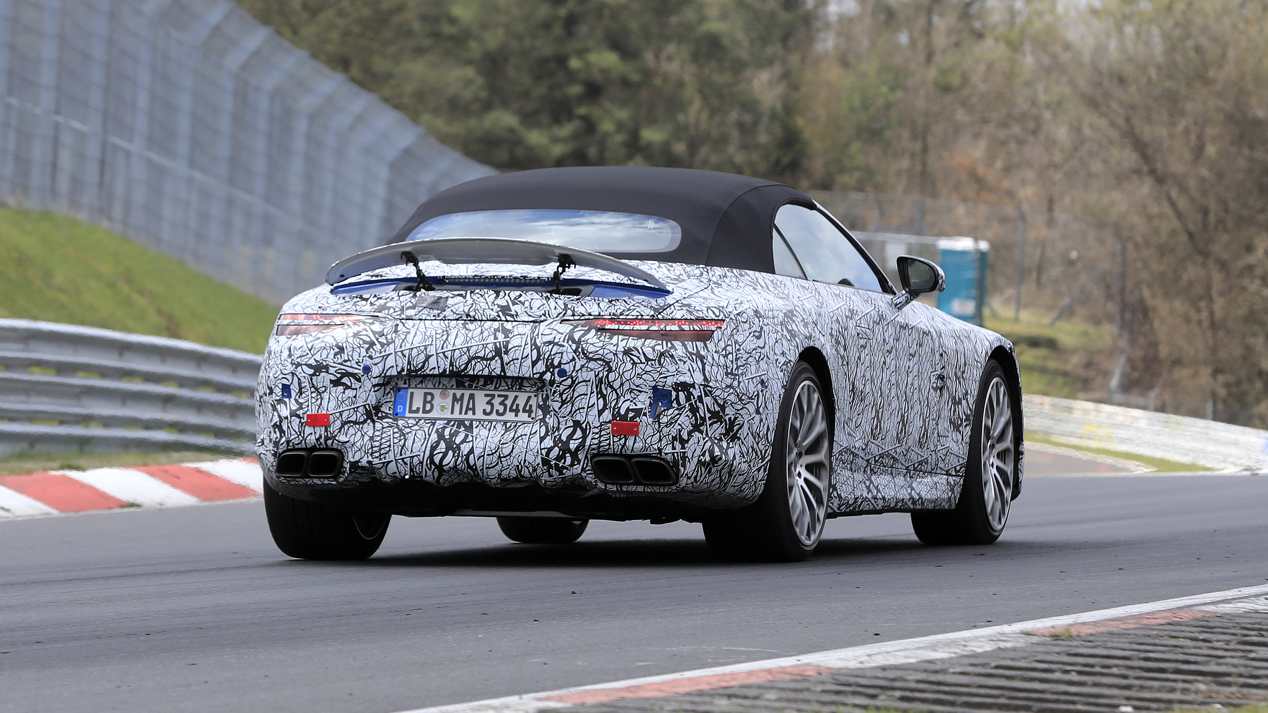 2021 Mercedes SL Spy - rear