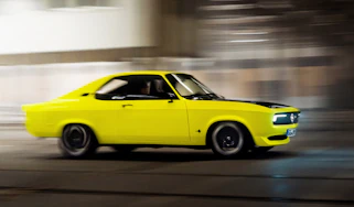 Opel Manta GSe restomod