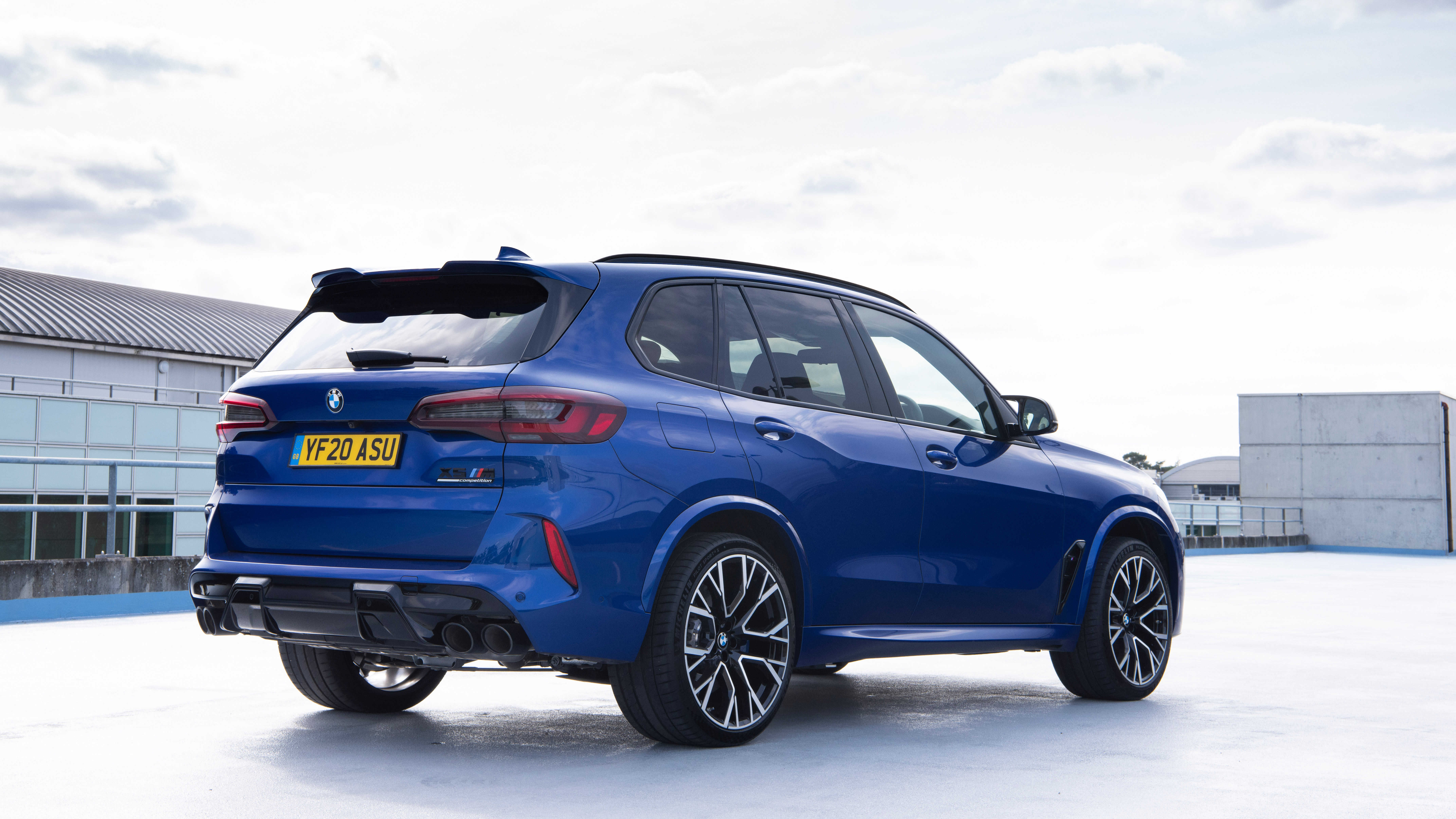BMW X5M Competition - rear quarter