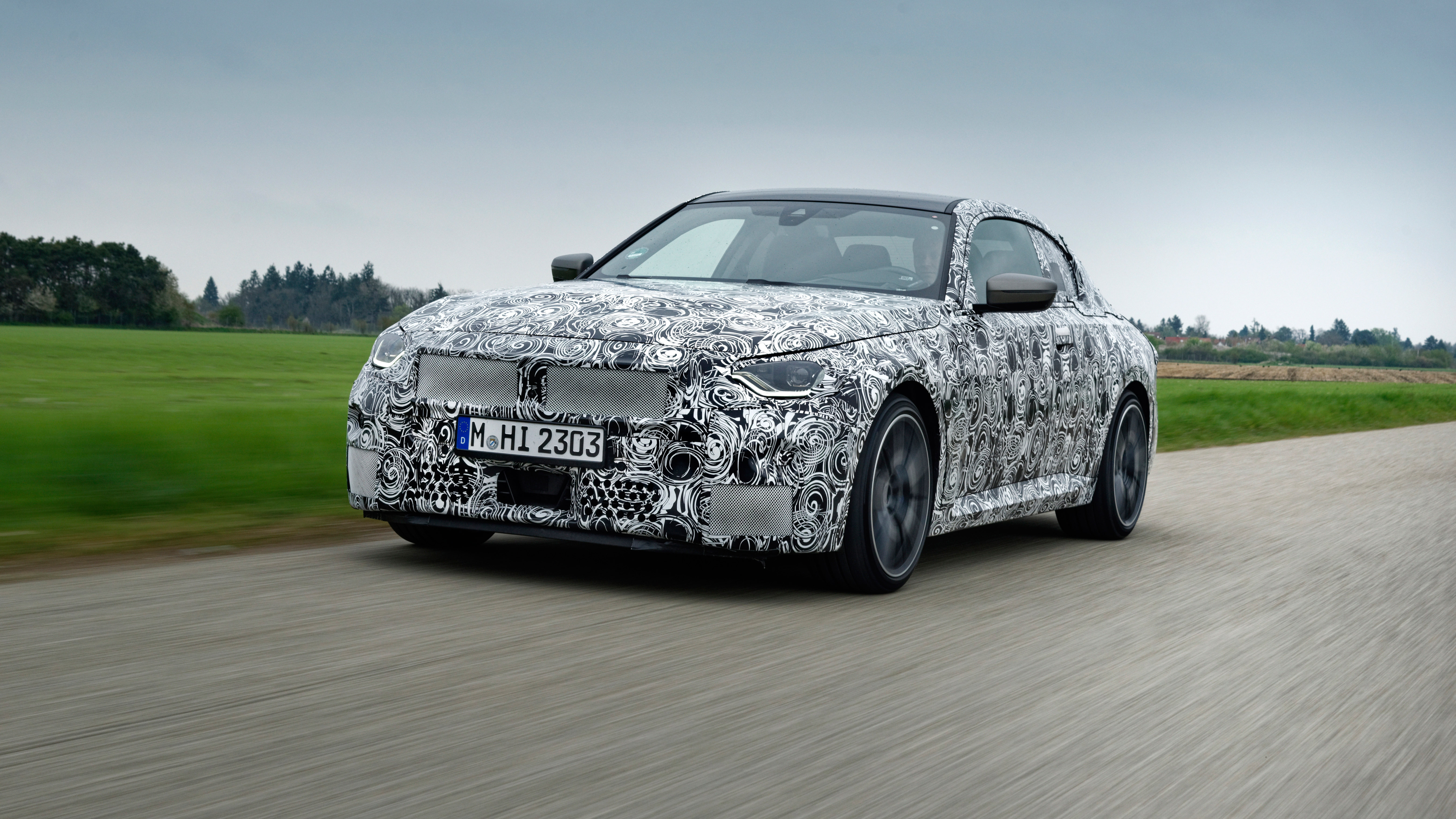 BMW M240i prototype – front tracking