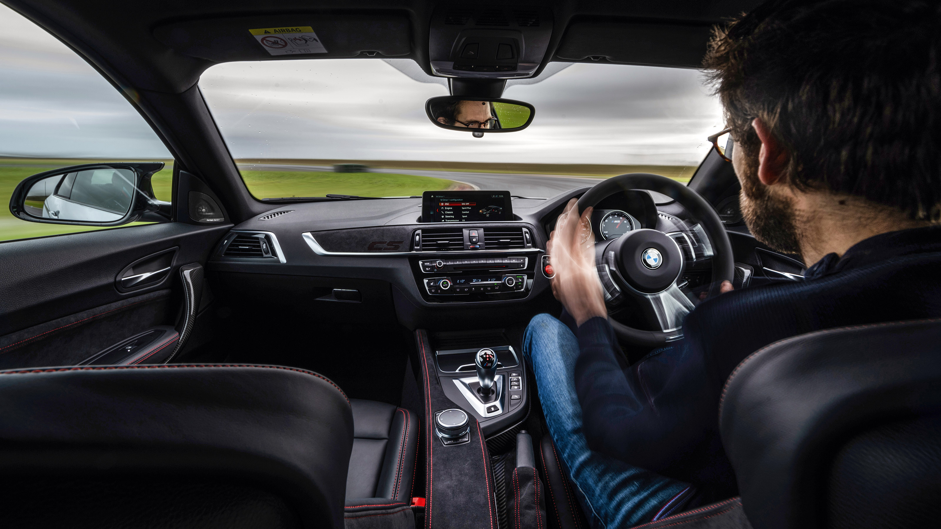 Porsche 911 and BMW M2 CS manual v auto